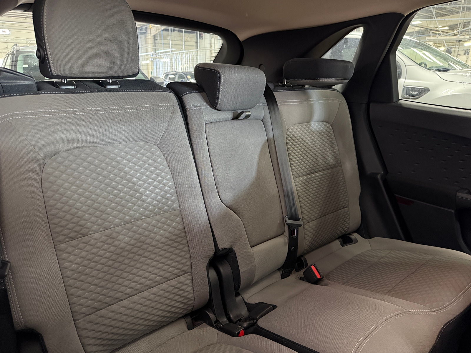 Thumbnail: 2020 Ford Escape - 6