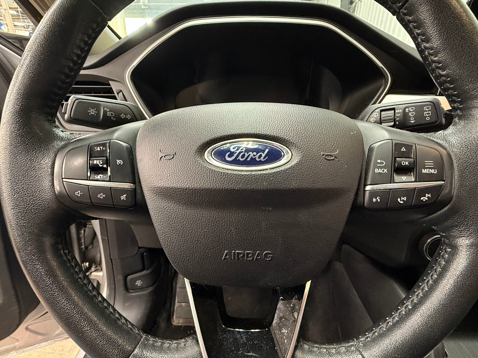 Thumbnail: 2020 Ford Escape - 5