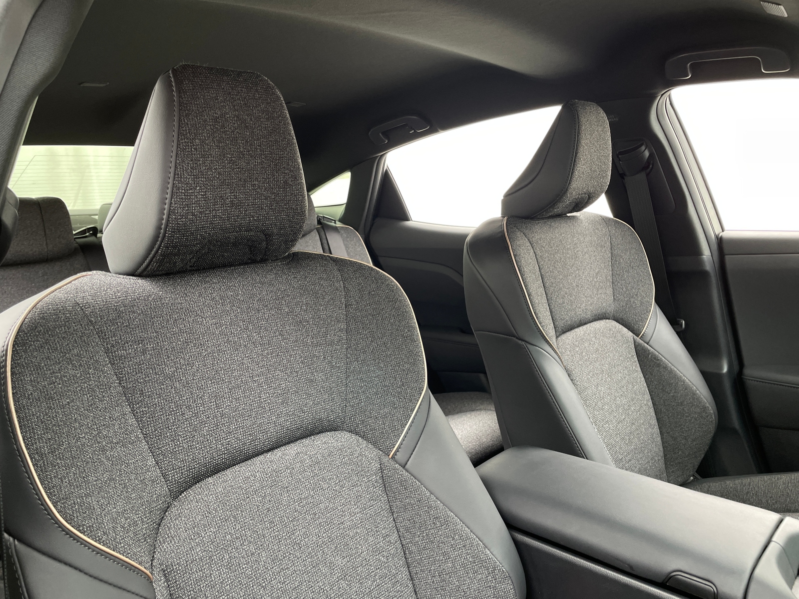 Thumbnail: 2023 Toyota Crown - 2