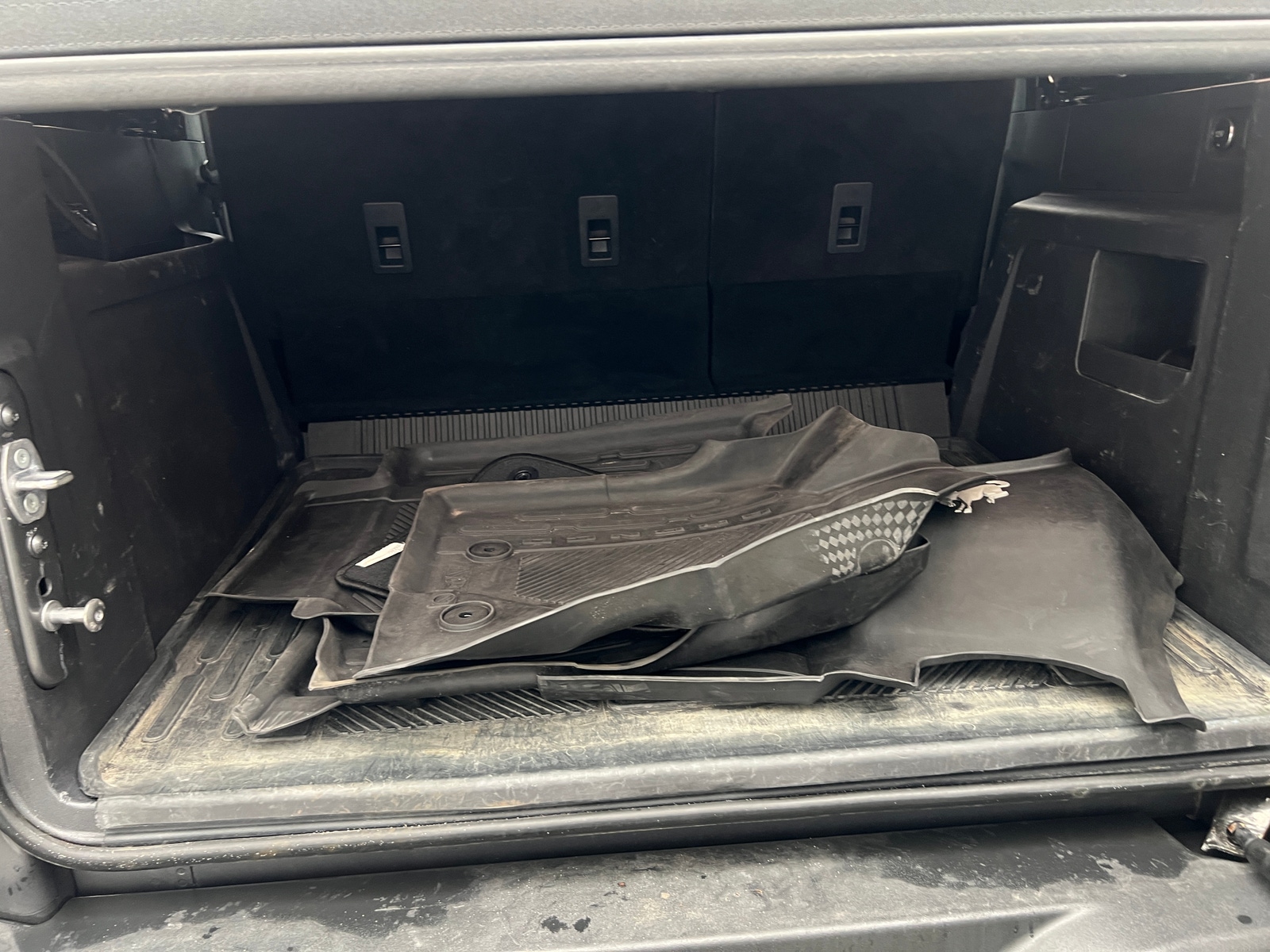 Thumbnail: 2022 Ford Bronco - 7