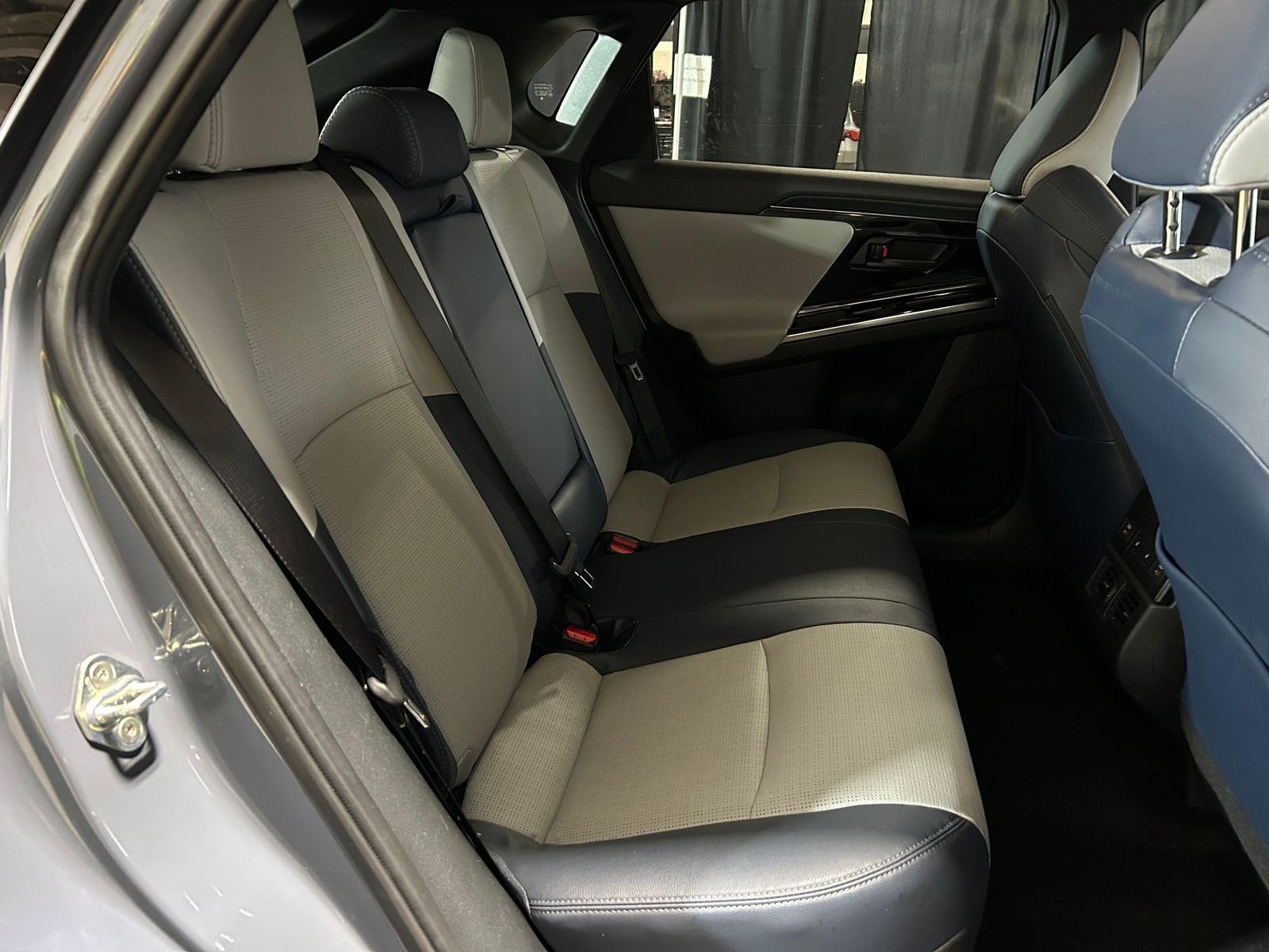 Thumbnail: 2023 Subaru Solterra - 6