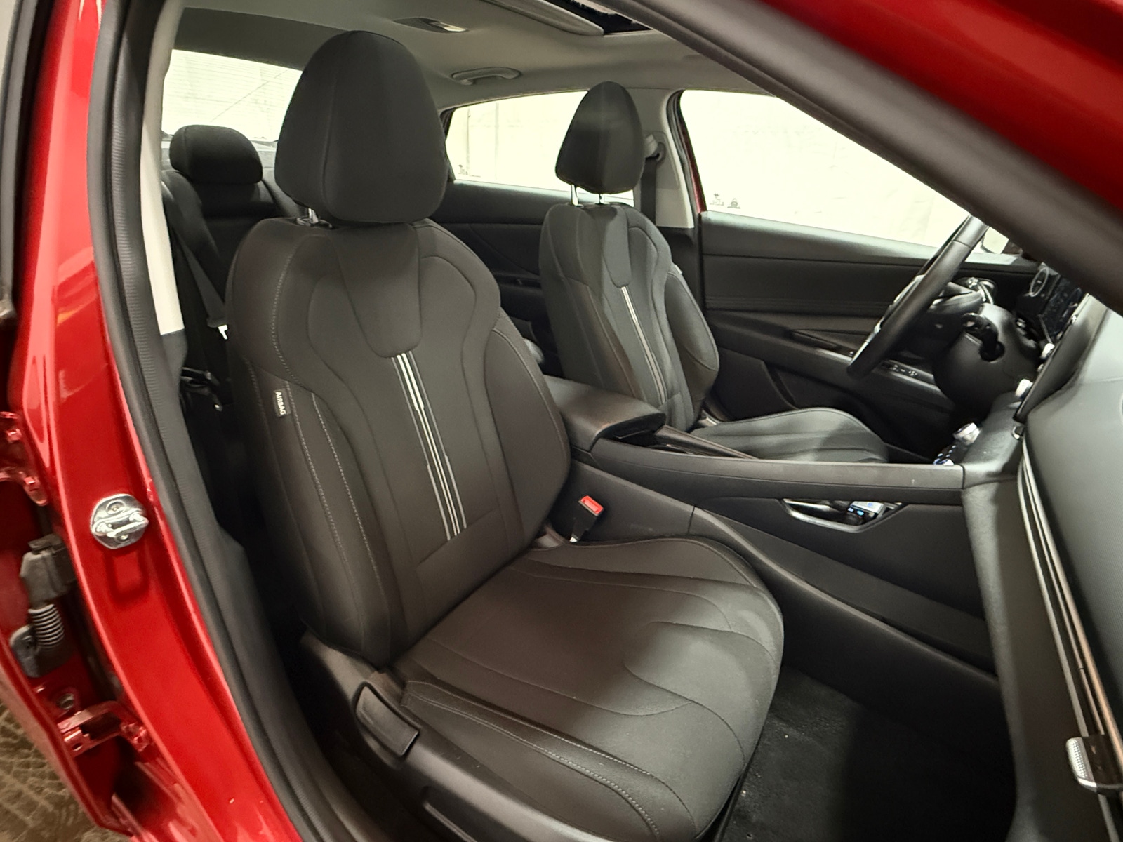 Thumbnail: 2021 Hyundai Elantra - 2