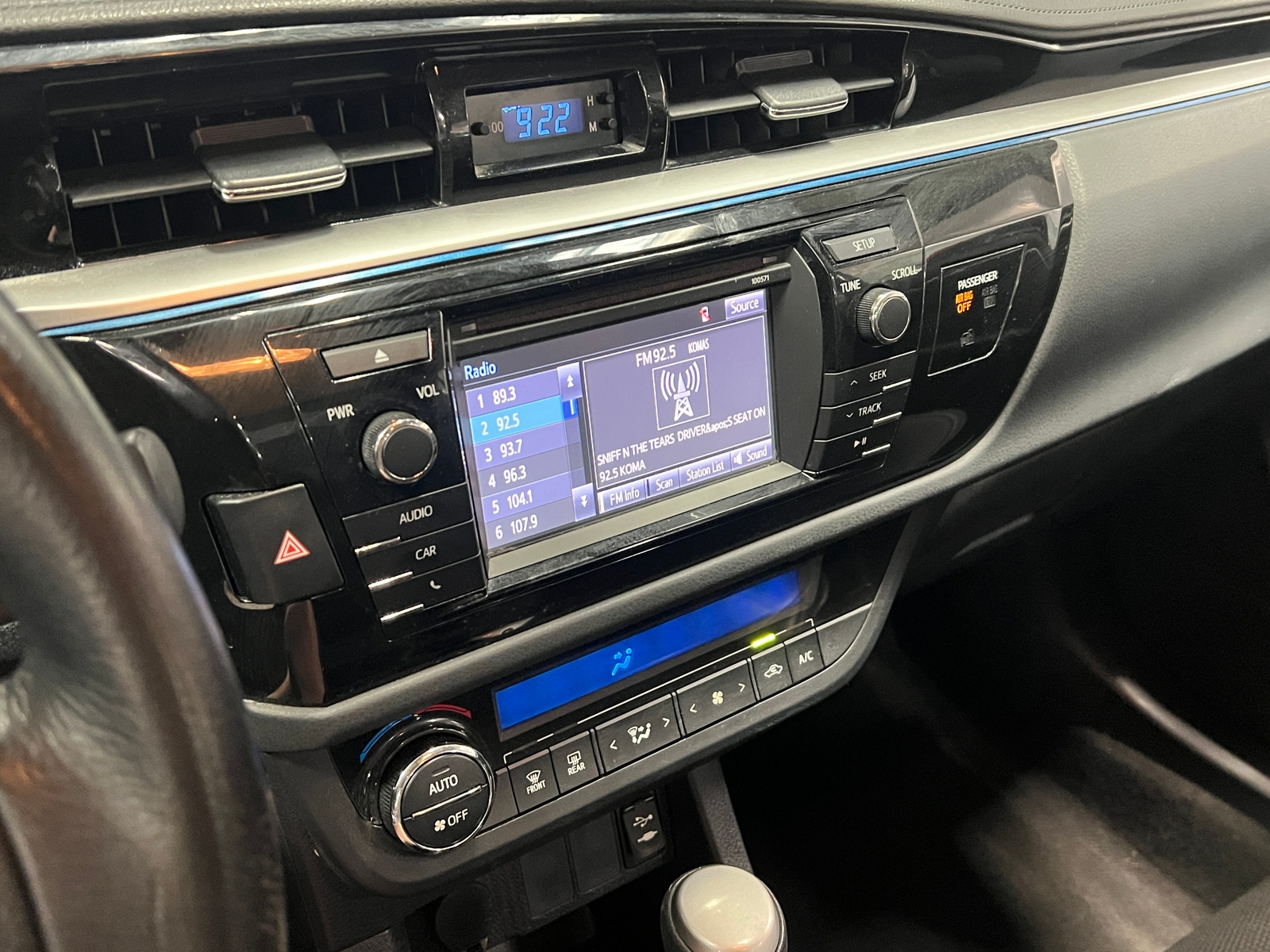 Thumbnail: 2016 Toyota Corolla - 4