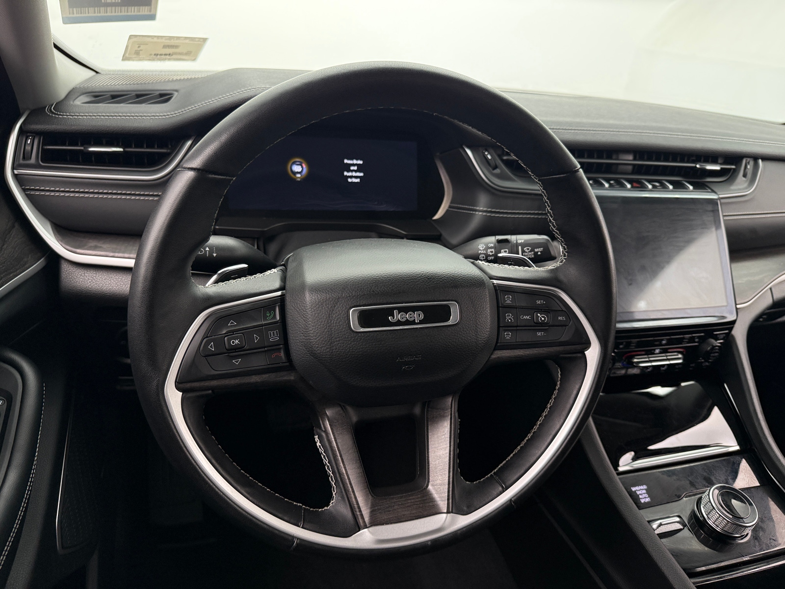 Thumbnail: 2022 Jeep Grand Cherokee - 4