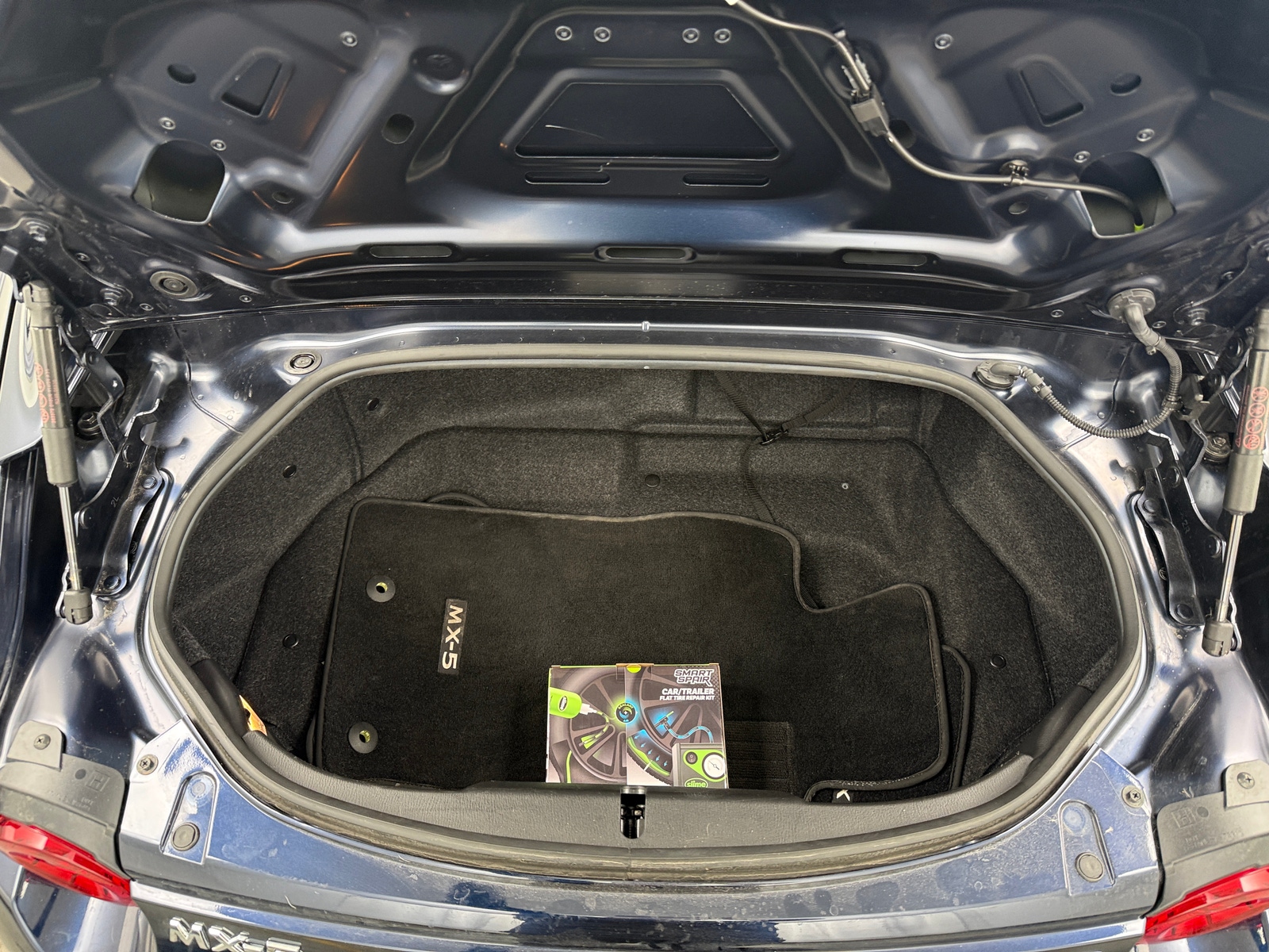 Thumbnail: 2024 Mazda MX-5 Miata - 5