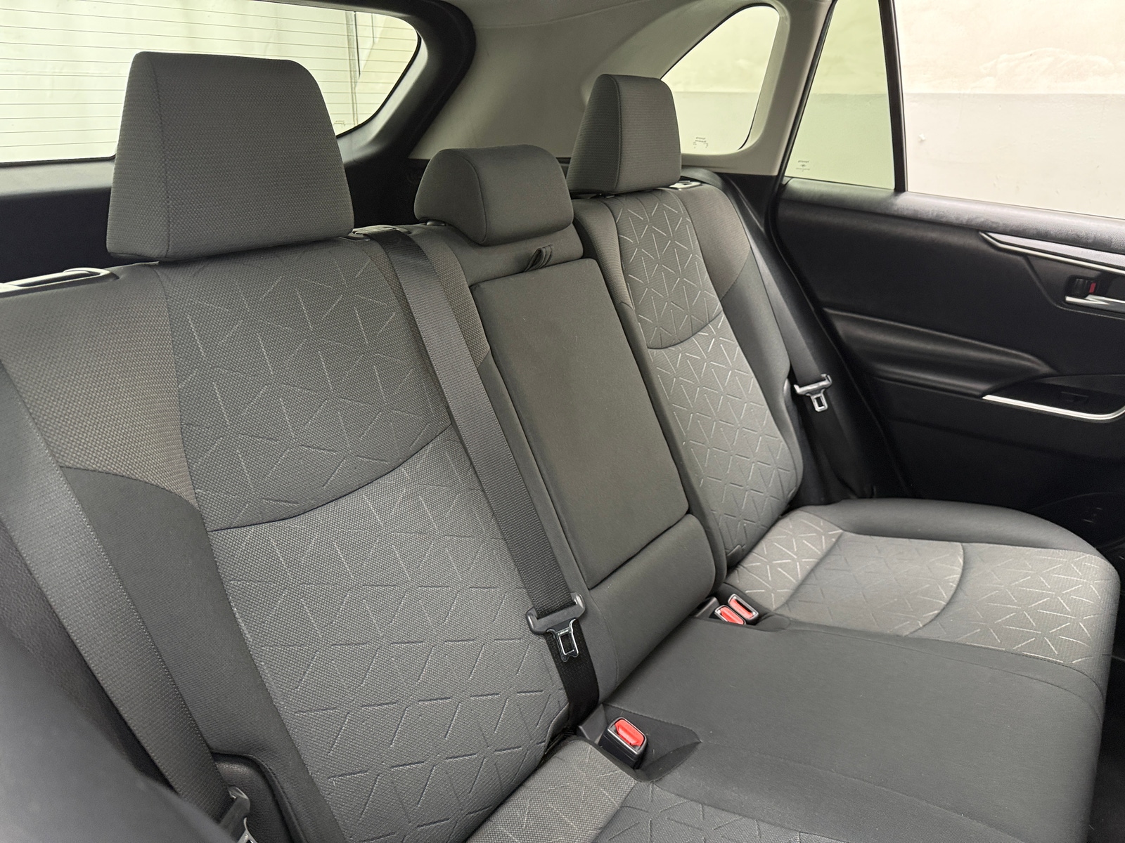 Thumbnail: 2019 Toyota RAV4 - 6