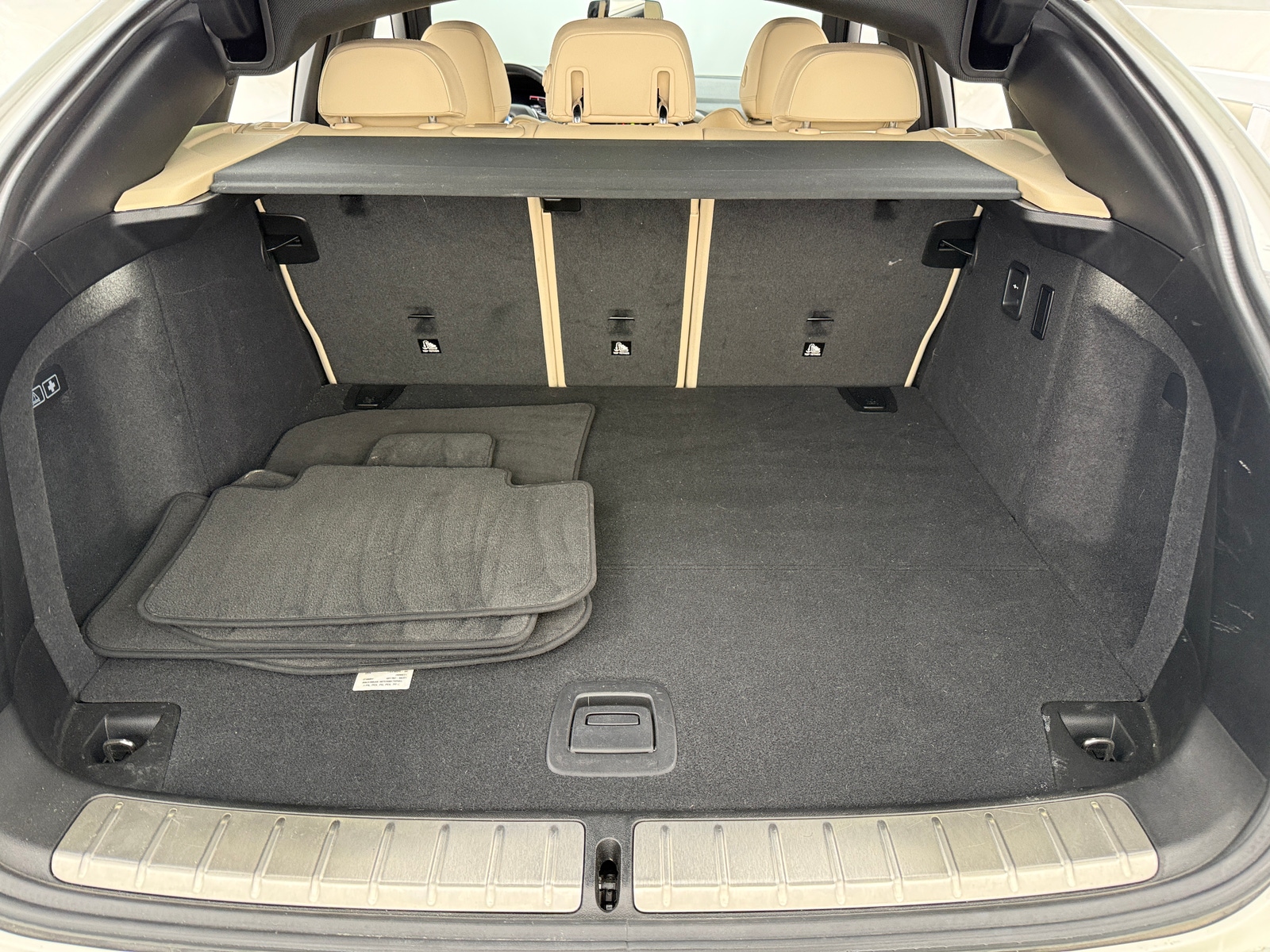 Thumbnail: 2022 BMW X4 - 6