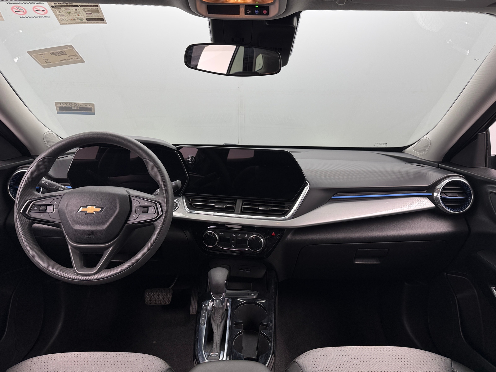 Thumbnail: 2025 Chevrolet Trax - 3