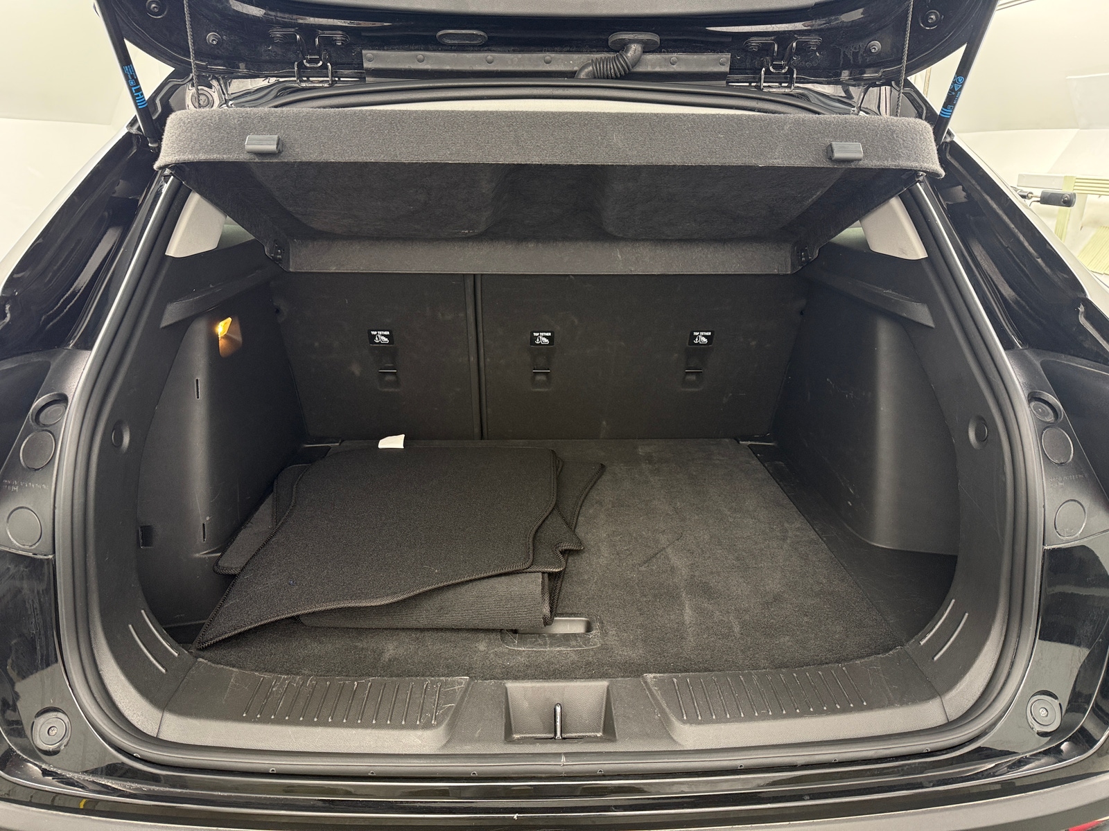 Thumbnail: 2025 Chevrolet Trax - 7