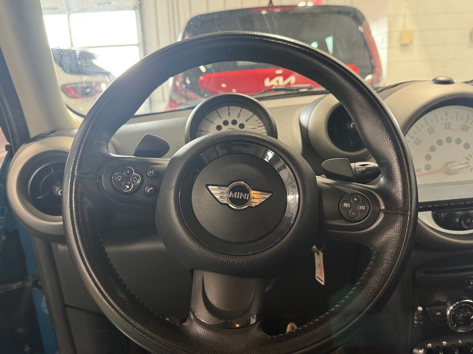 Thumbnail: 2012 MINI Cooper Countryman - 3