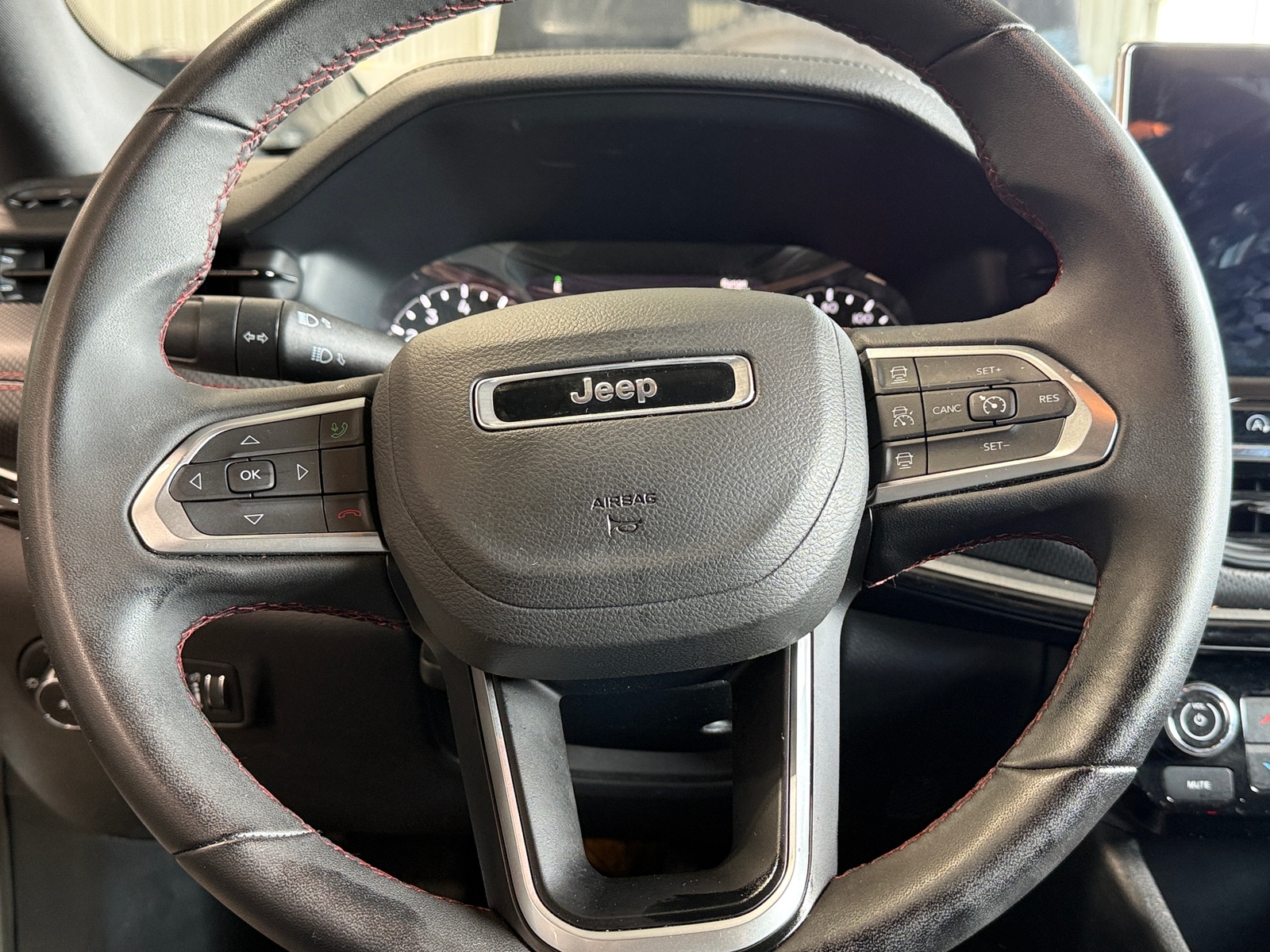 Thumbnail: 2025 Jeep Compass - 4