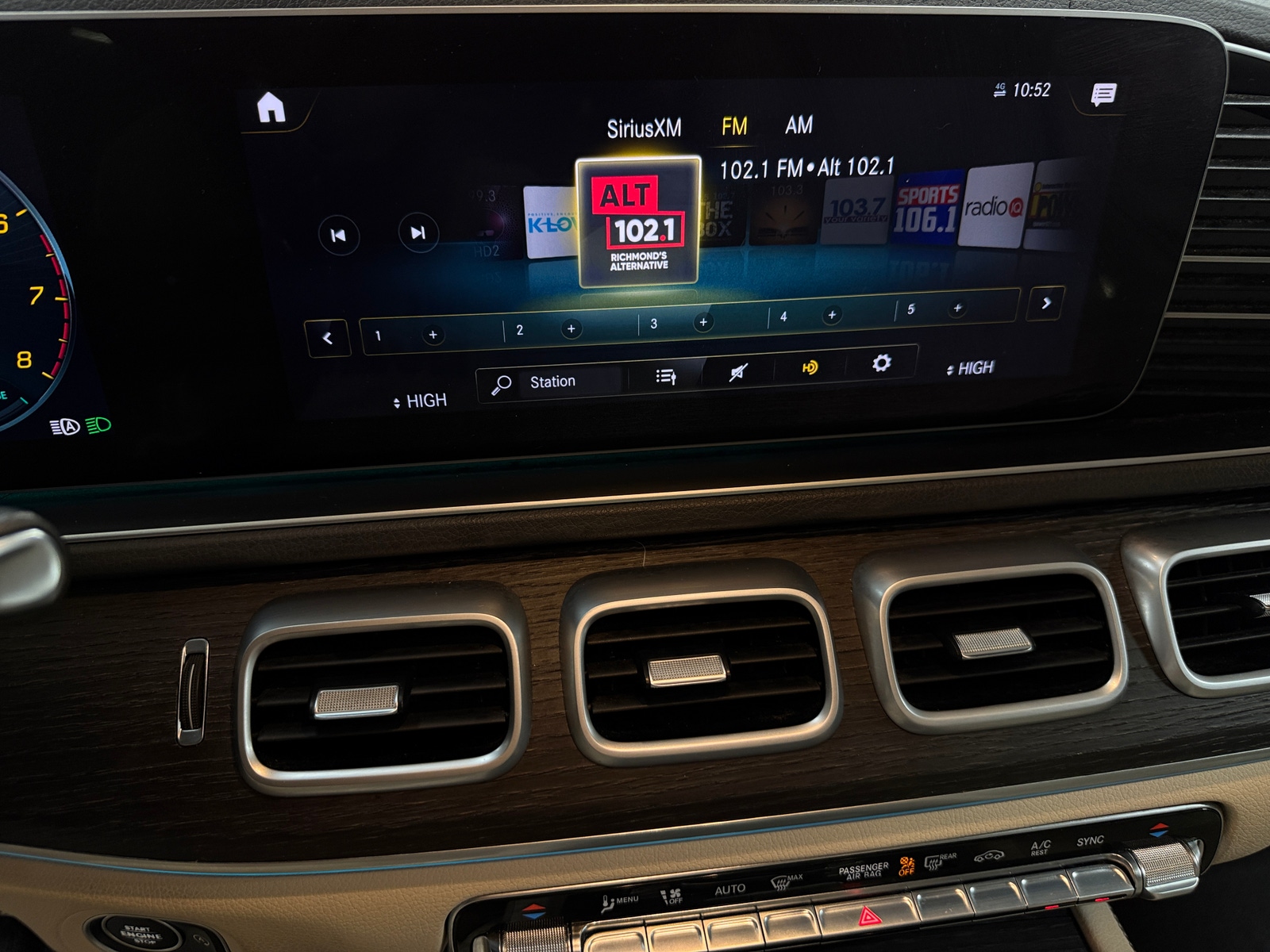 Thumbnail: 2020 Mercedes-Benz GLS - 3