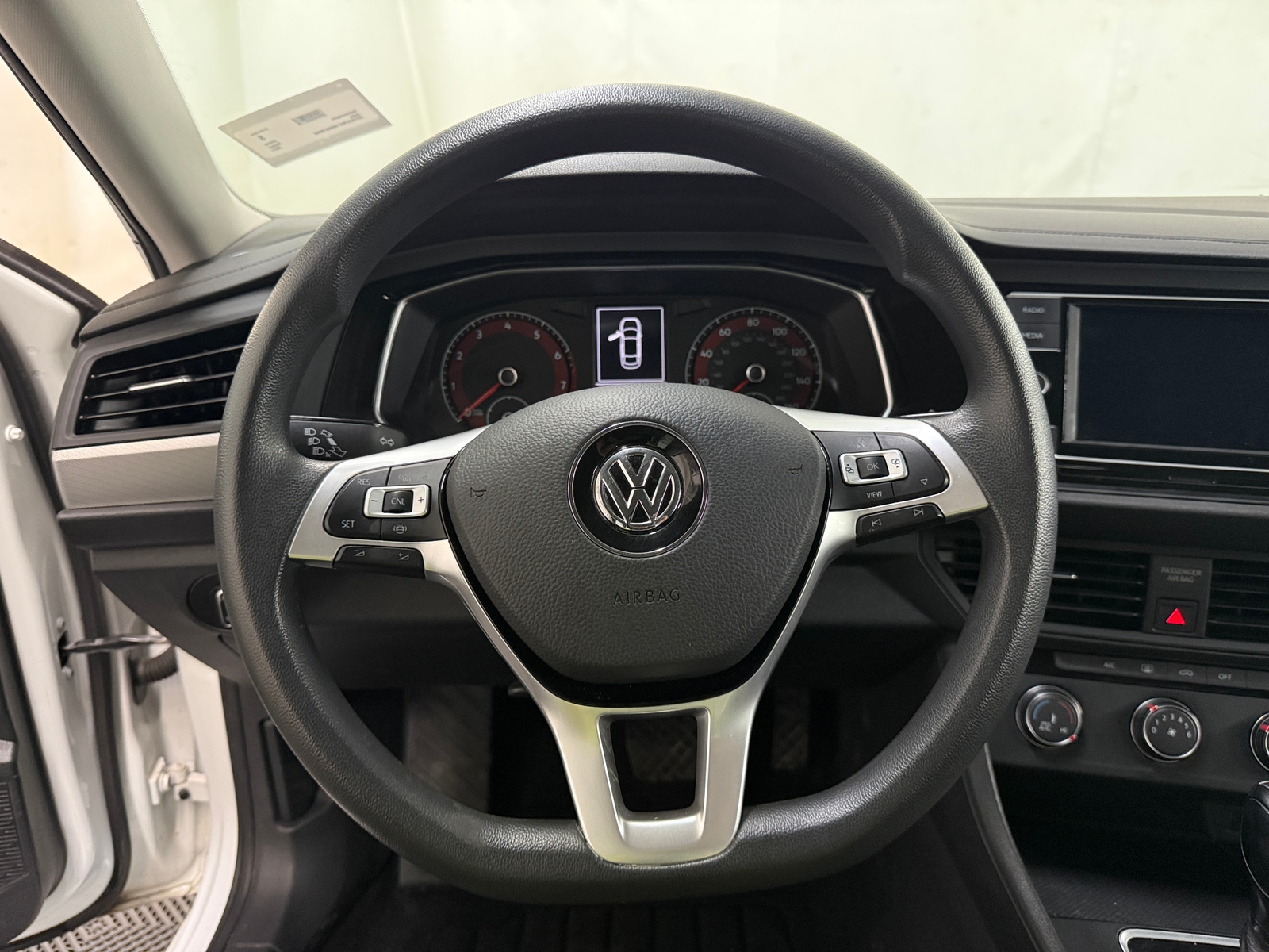 Thumbnail: 2021 Volkswagen Jetta - 5