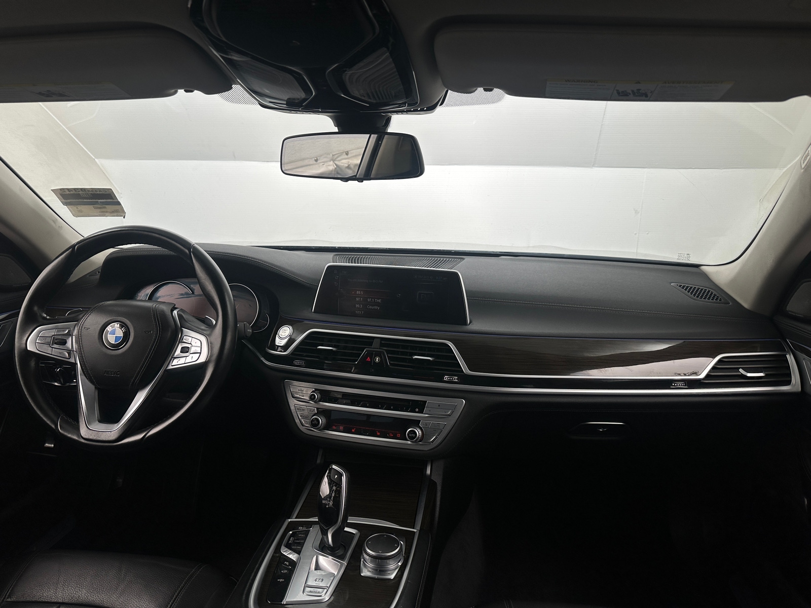 Thumbnail: 2017 BMW 7 Series - 2