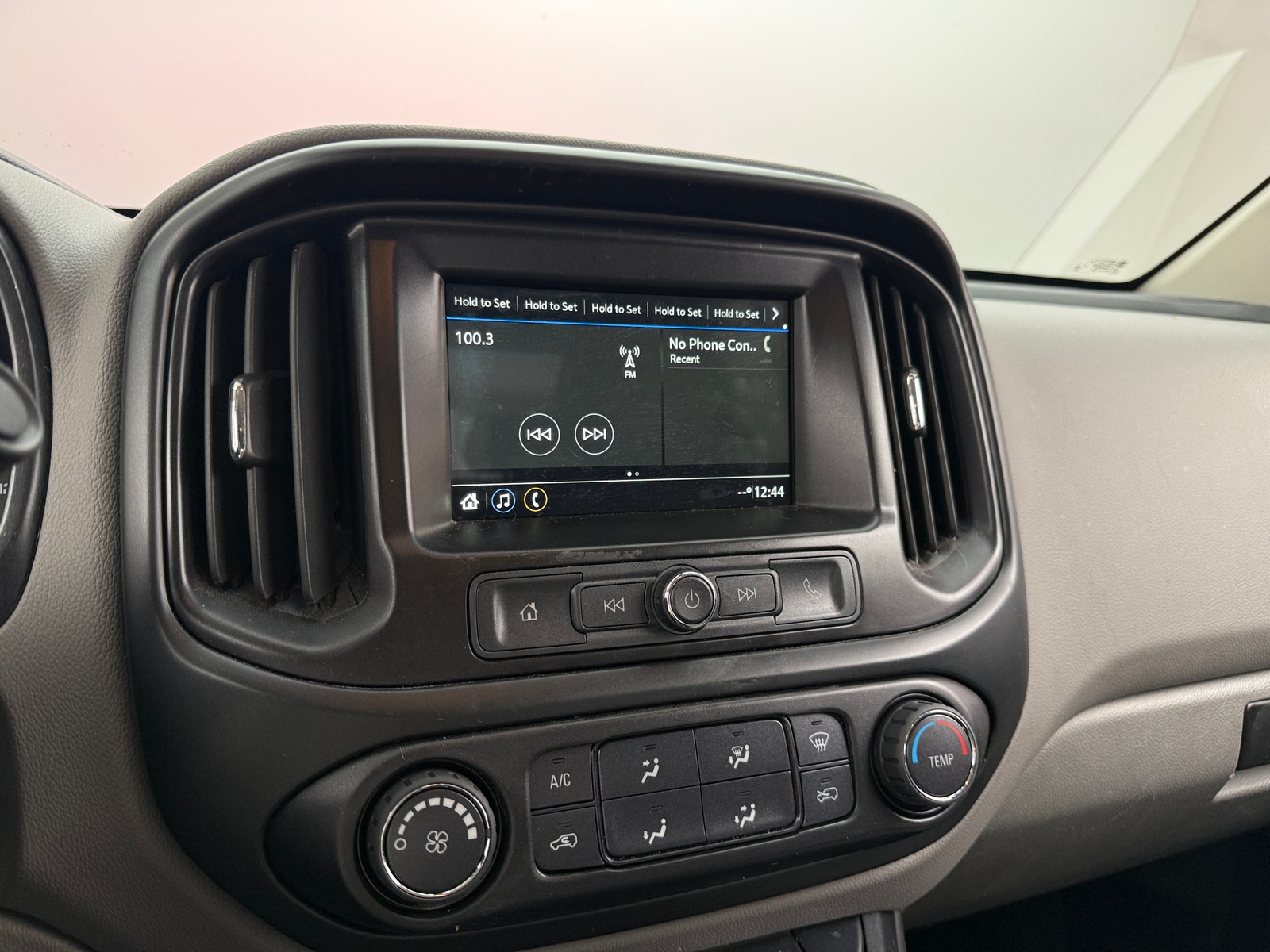 Thumbnail: 2019 GMC Canyon - 4