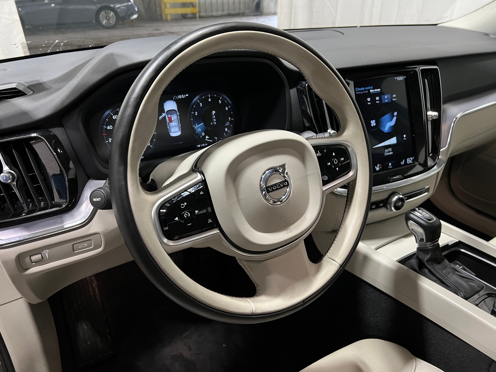 Thumbnail: 2020 Volvo S60 - 4