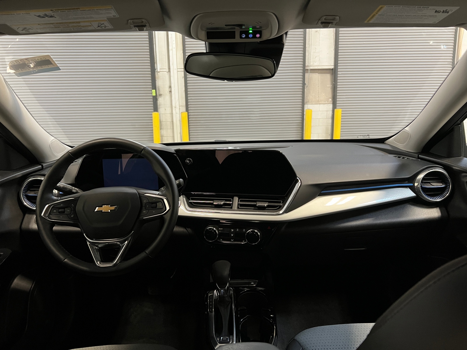 Thumbnail: 2025 Chevrolet Trax - 3