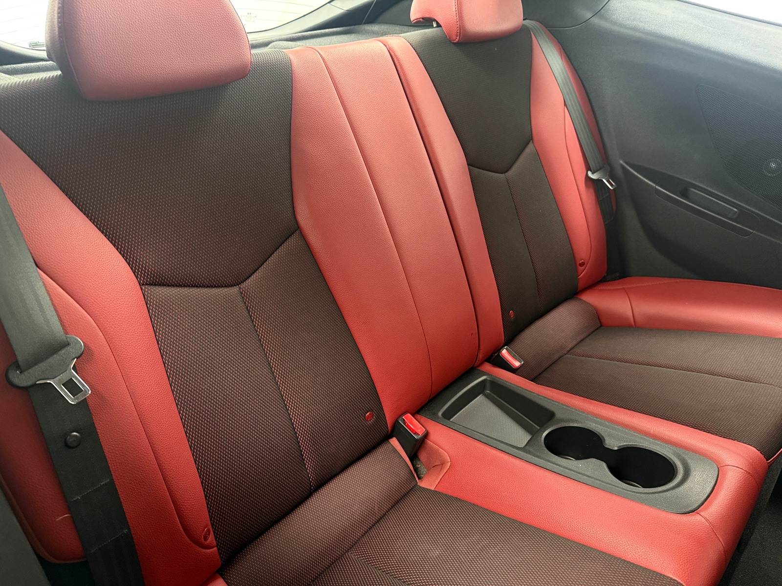 Thumbnail: 2014 Hyundai Veloster - 6