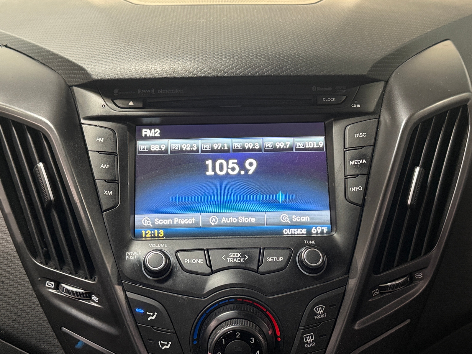 Thumbnail: 2014 Hyundai Veloster - 4