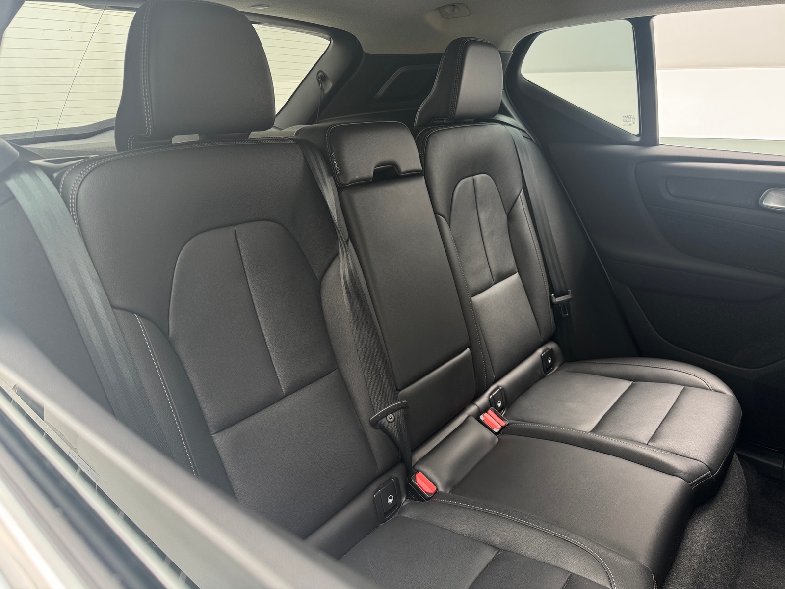 Thumbnail: 2024 Volvo XC40 - 5