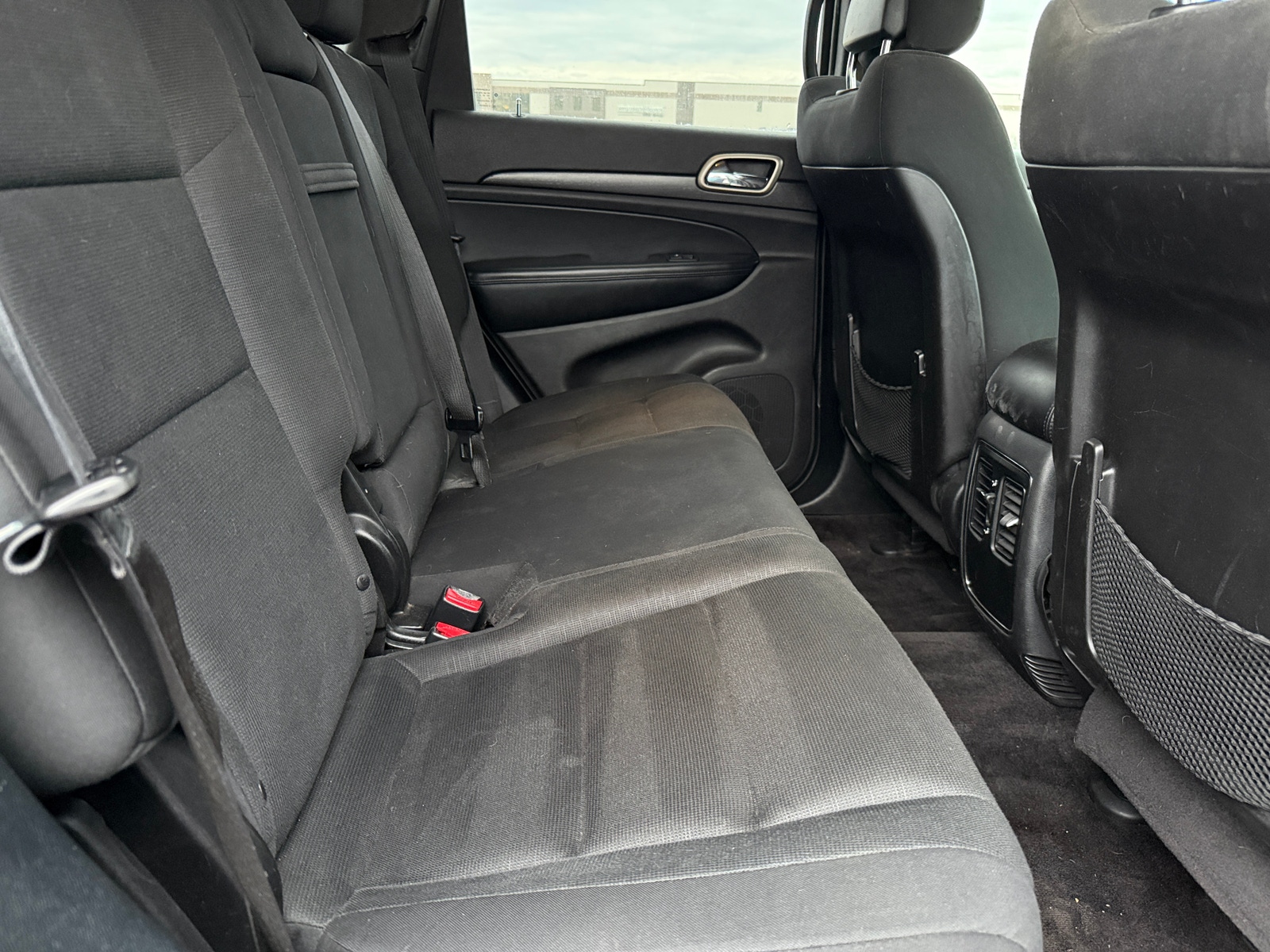 Thumbnail: 2017 Jeep Grand Cherokee - 6