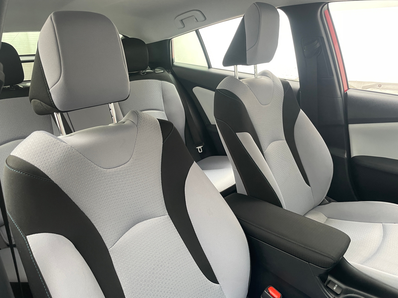 Thumbnail: 2020 Toyota Prius - 2