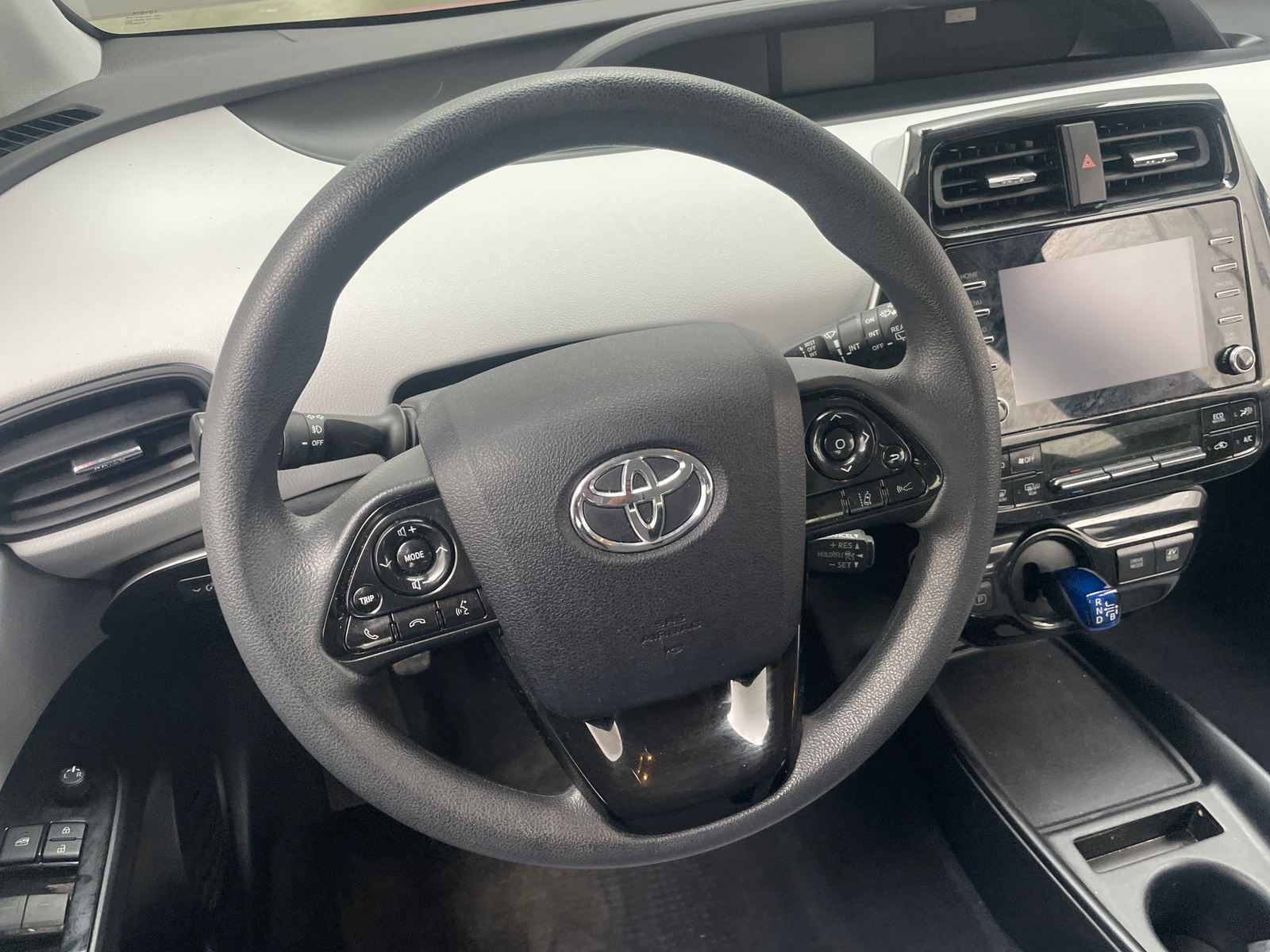 Thumbnail: 2020 Toyota Prius - 5