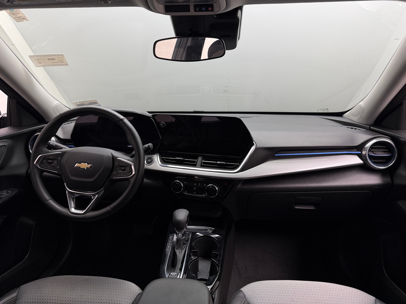 Thumbnail: 2025 Chevrolet Trax - 3