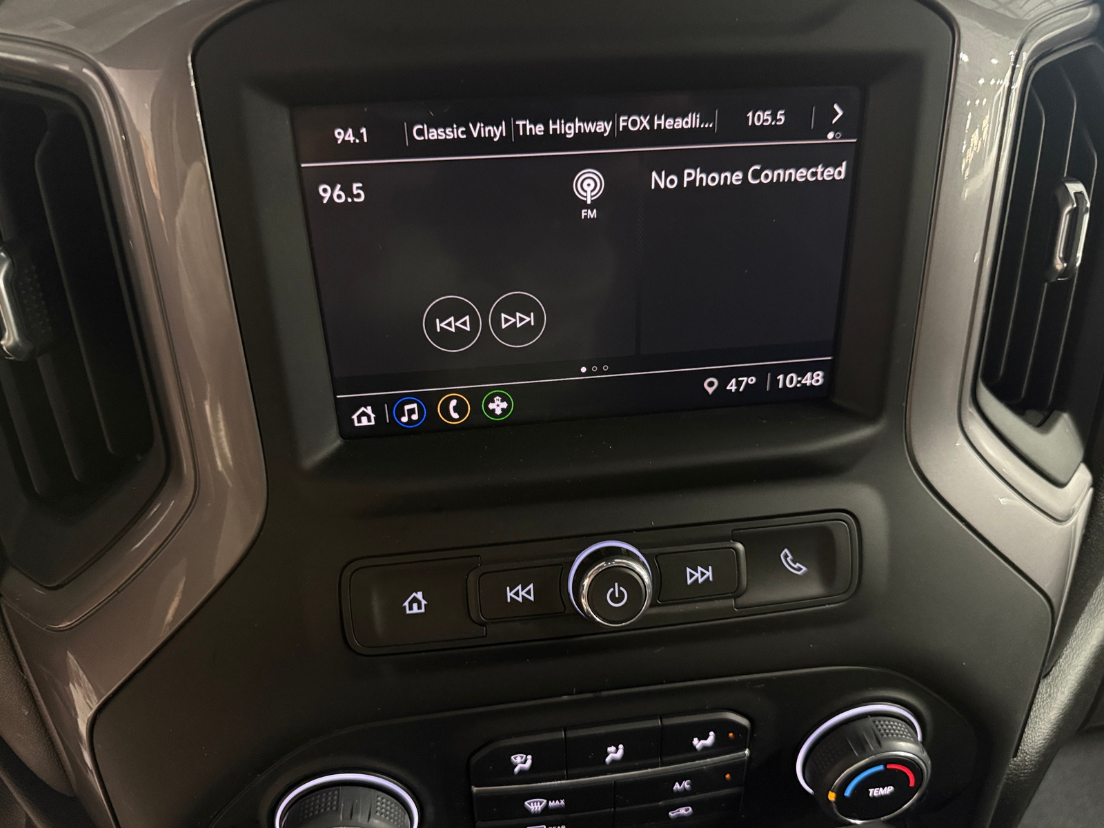 Thumbnail: 2022 Chevrolet Silverado 1500 - 4