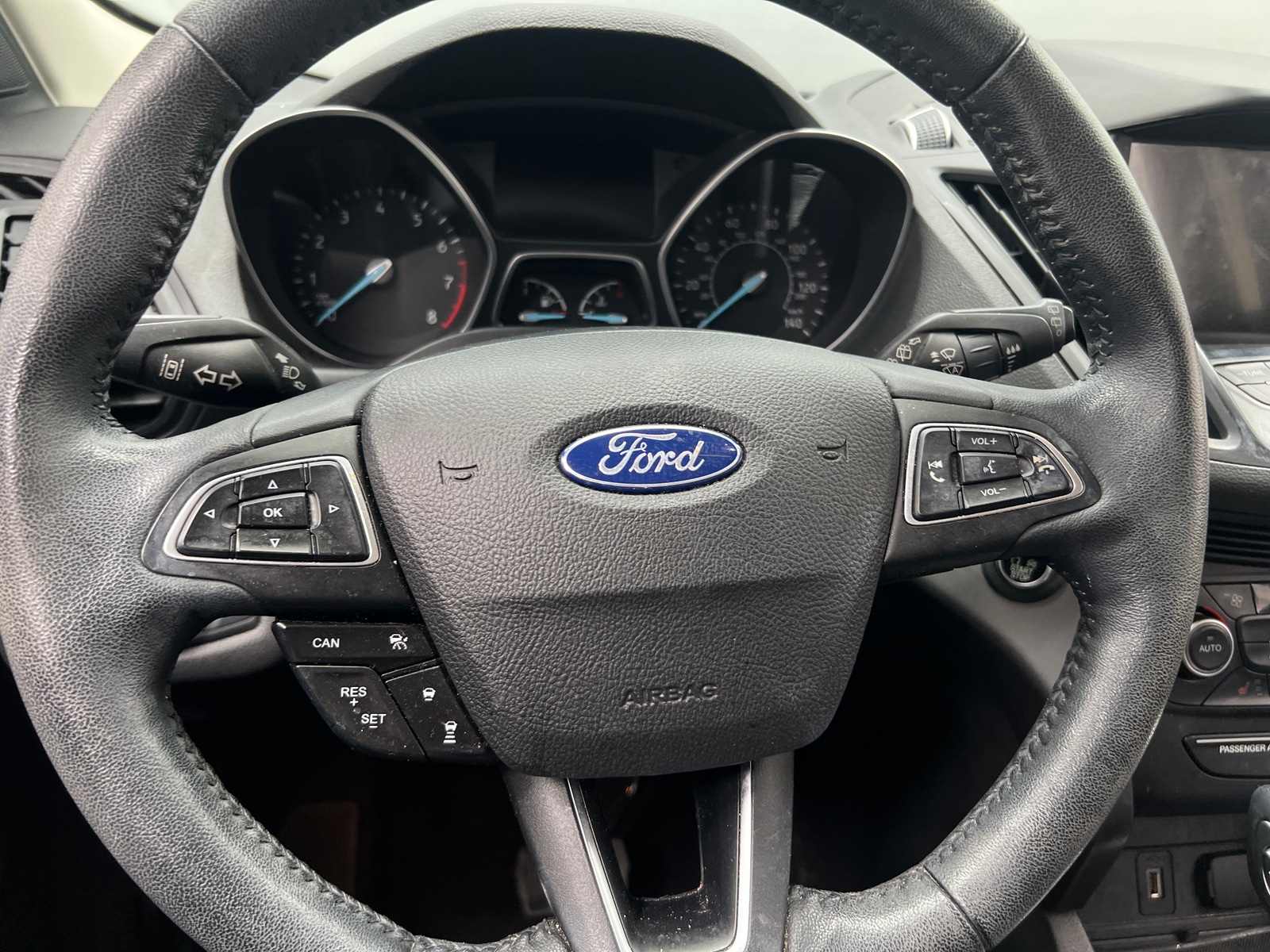 Thumbnail: 2019 Ford Escape - 4