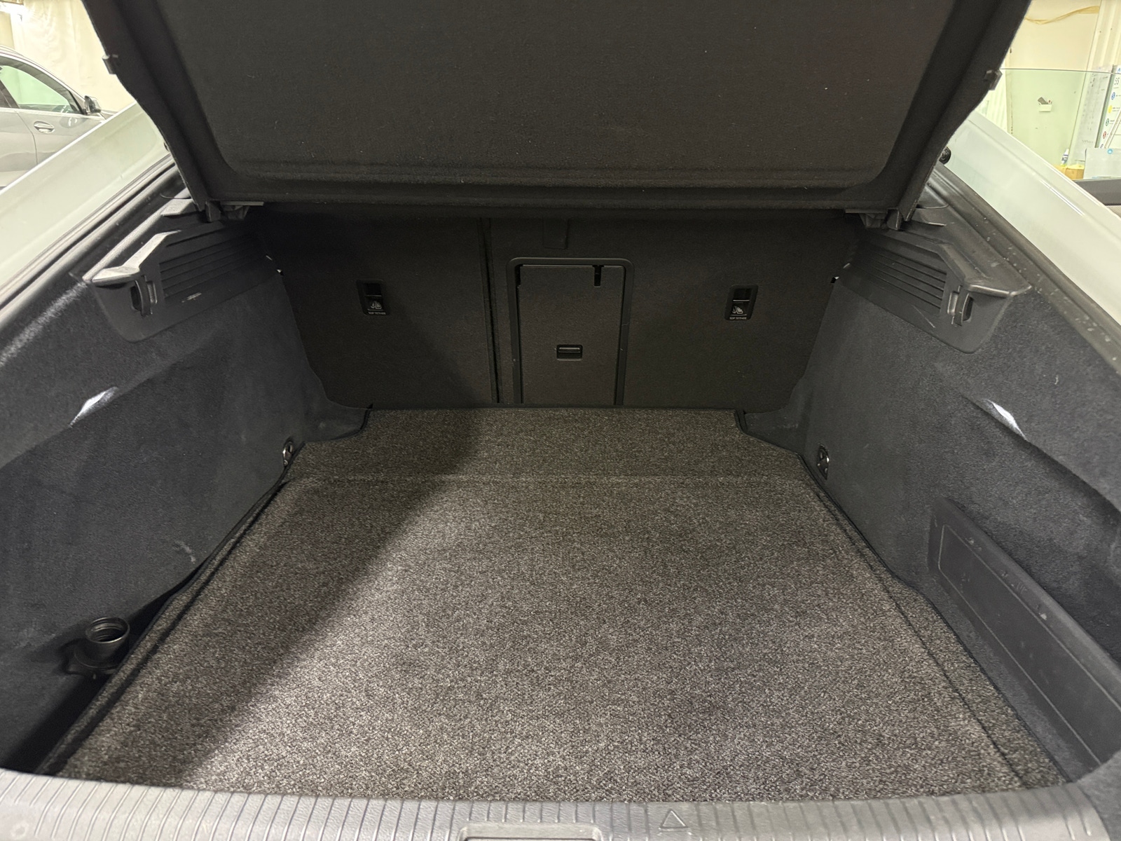 Thumbnail: 2019 Volkswagen Arteon - 6