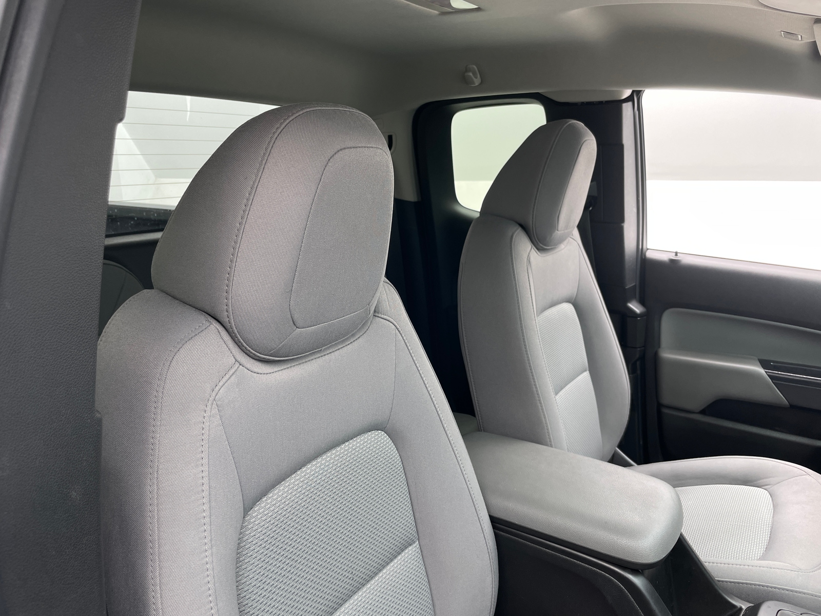 Thumbnail: 2018 GMC Canyon - 2