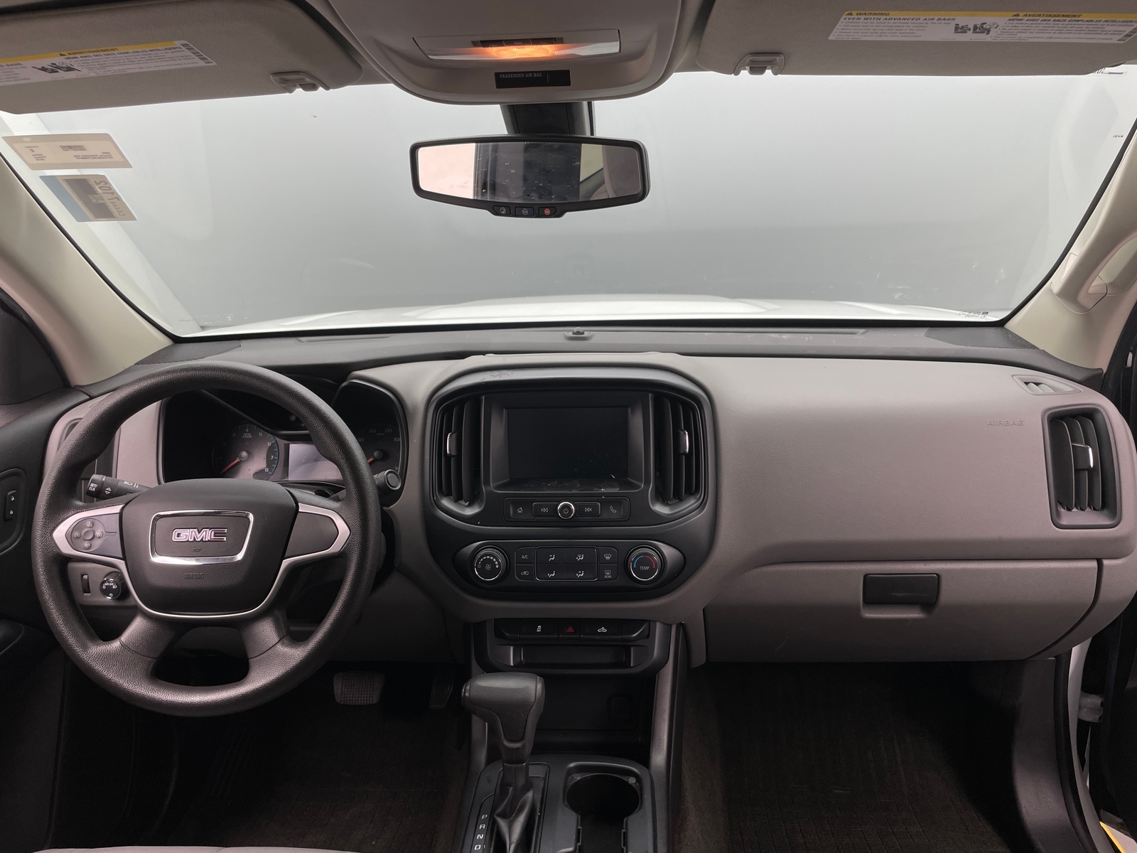 Thumbnail: 2018 GMC Canyon - 3