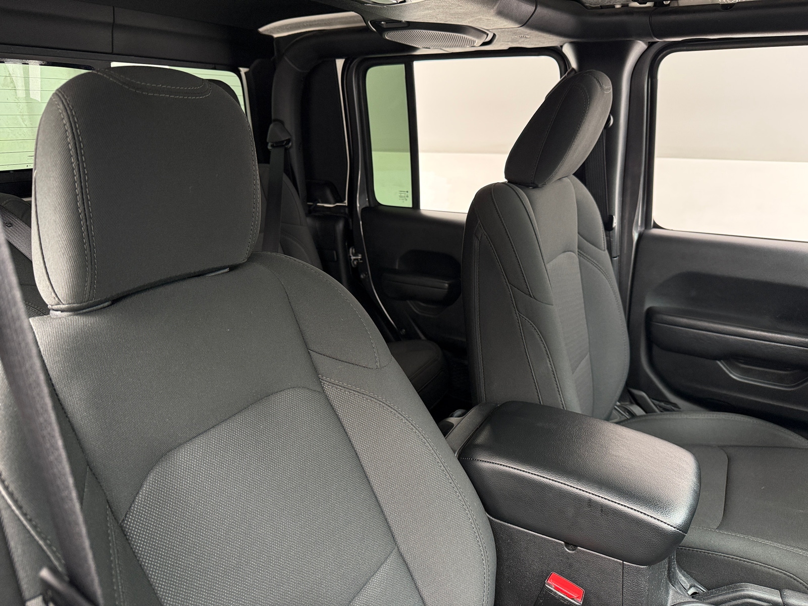 Thumbnail: 2022 Jeep Gladiator - 2