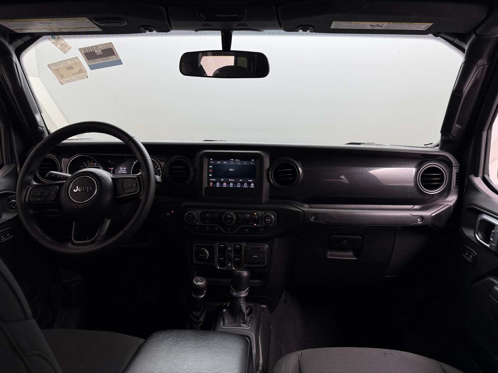 Thumbnail: 2022 Jeep Gladiator - 3