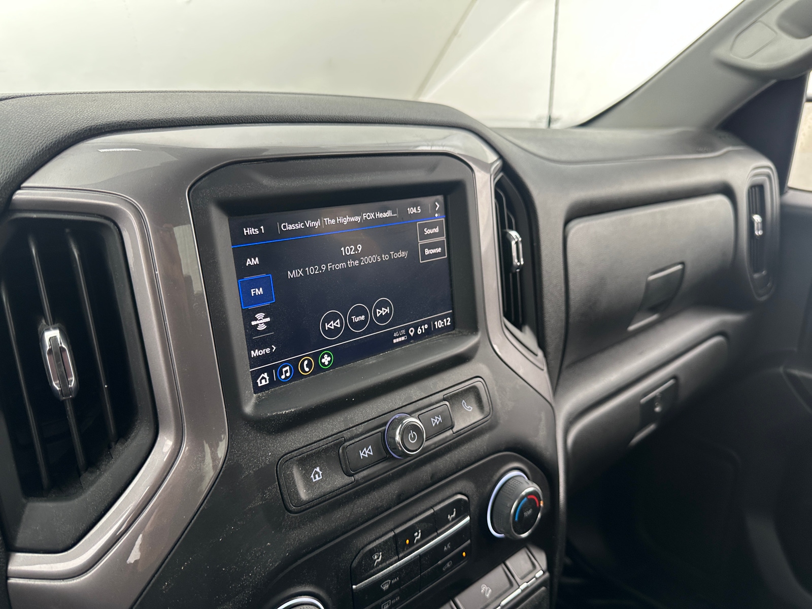 Thumbnail: 2022 Chevrolet Silverado 1500 - 4