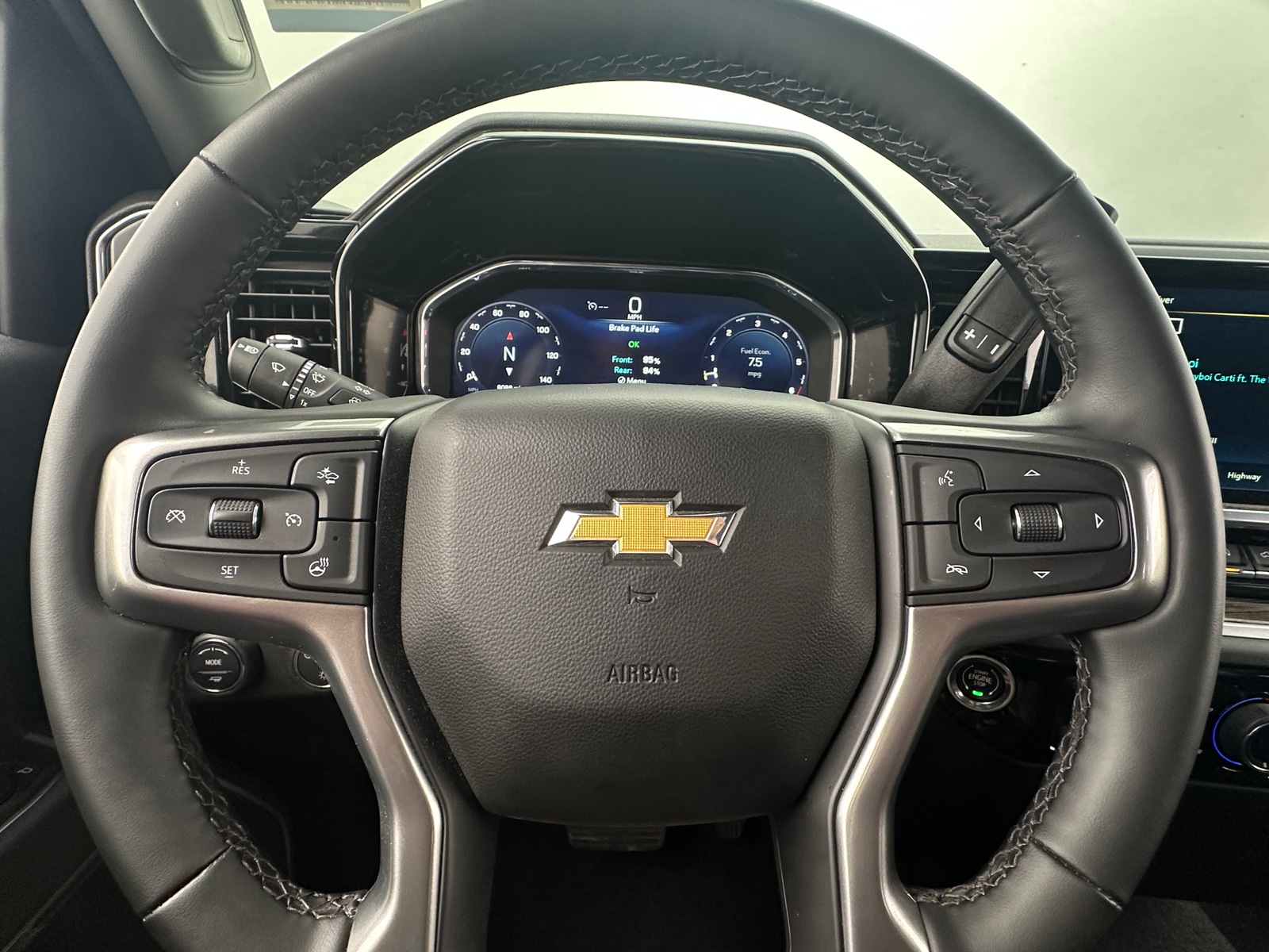 Thumbnail: 2026 Chevrolet Silverado 1500 - 5