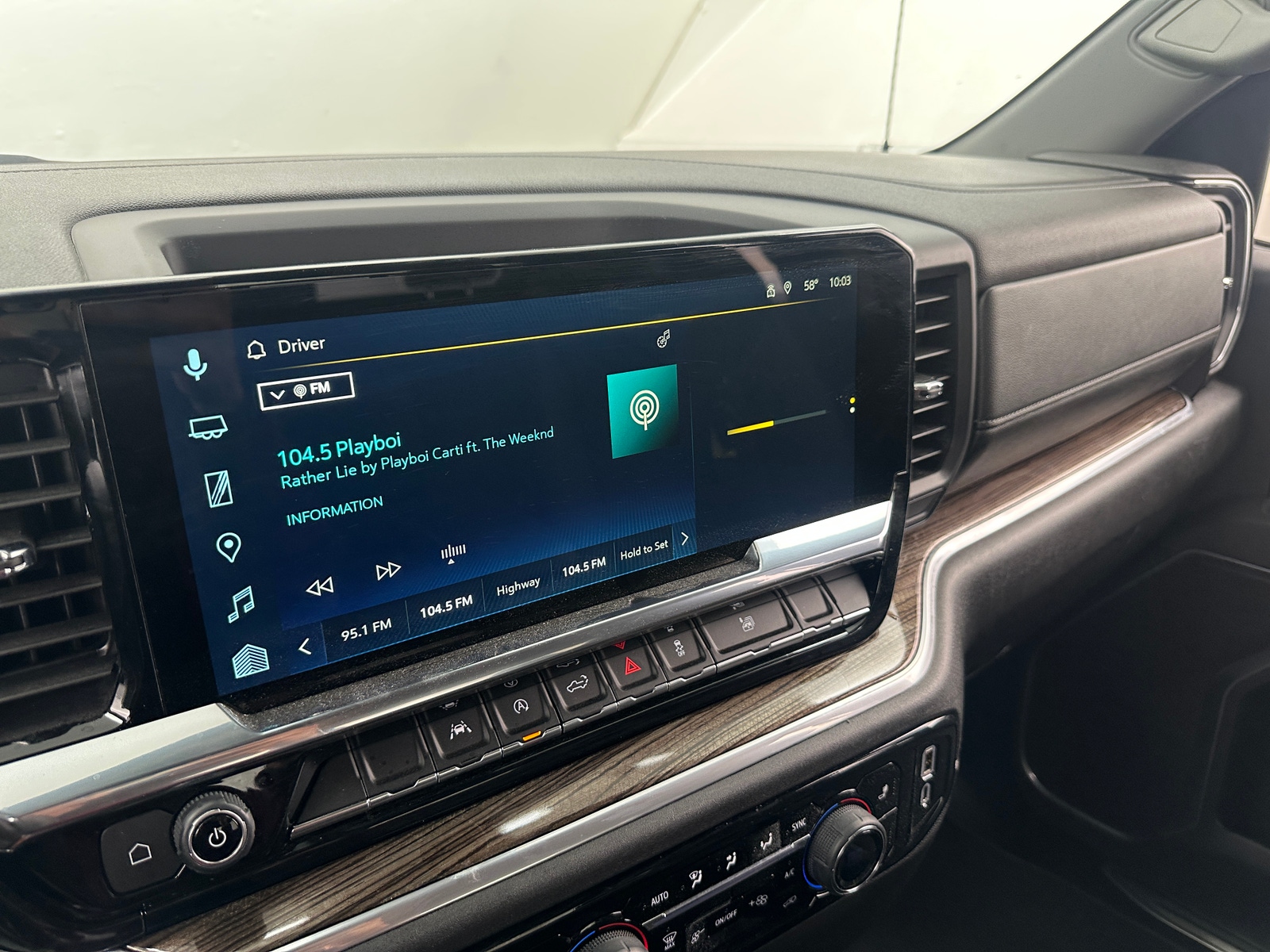 Thumbnail: 2026 Chevrolet Silverado 1500 - 4