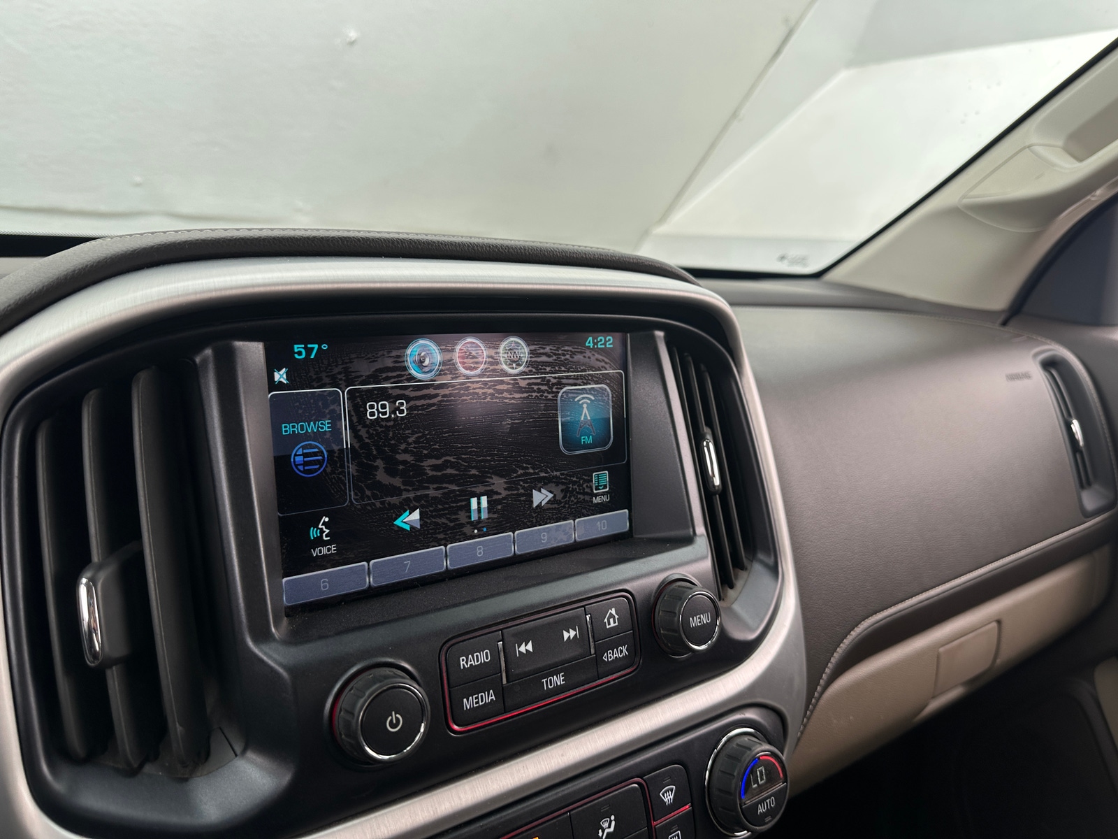 Thumbnail: 2015 GMC Canyon - 4