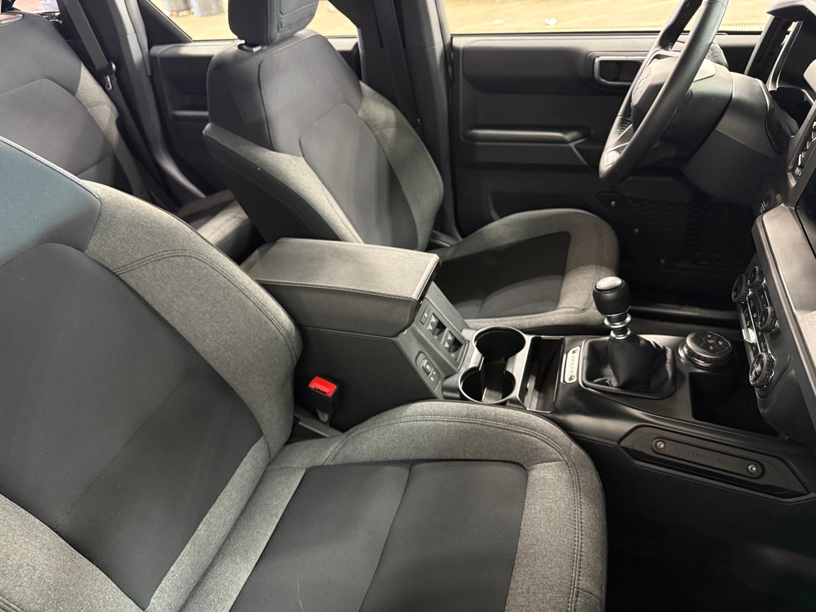 Thumbnail: 2025 Ford Bronco - 2