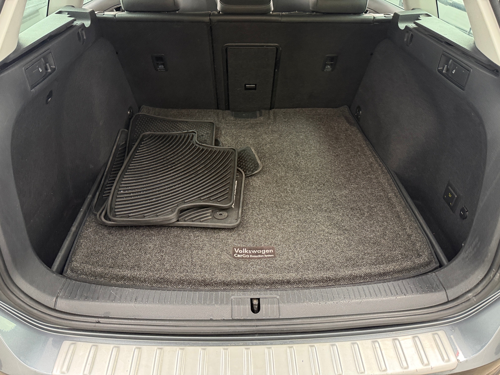 Thumbnail: 2019 Volkswagen Golf - 6