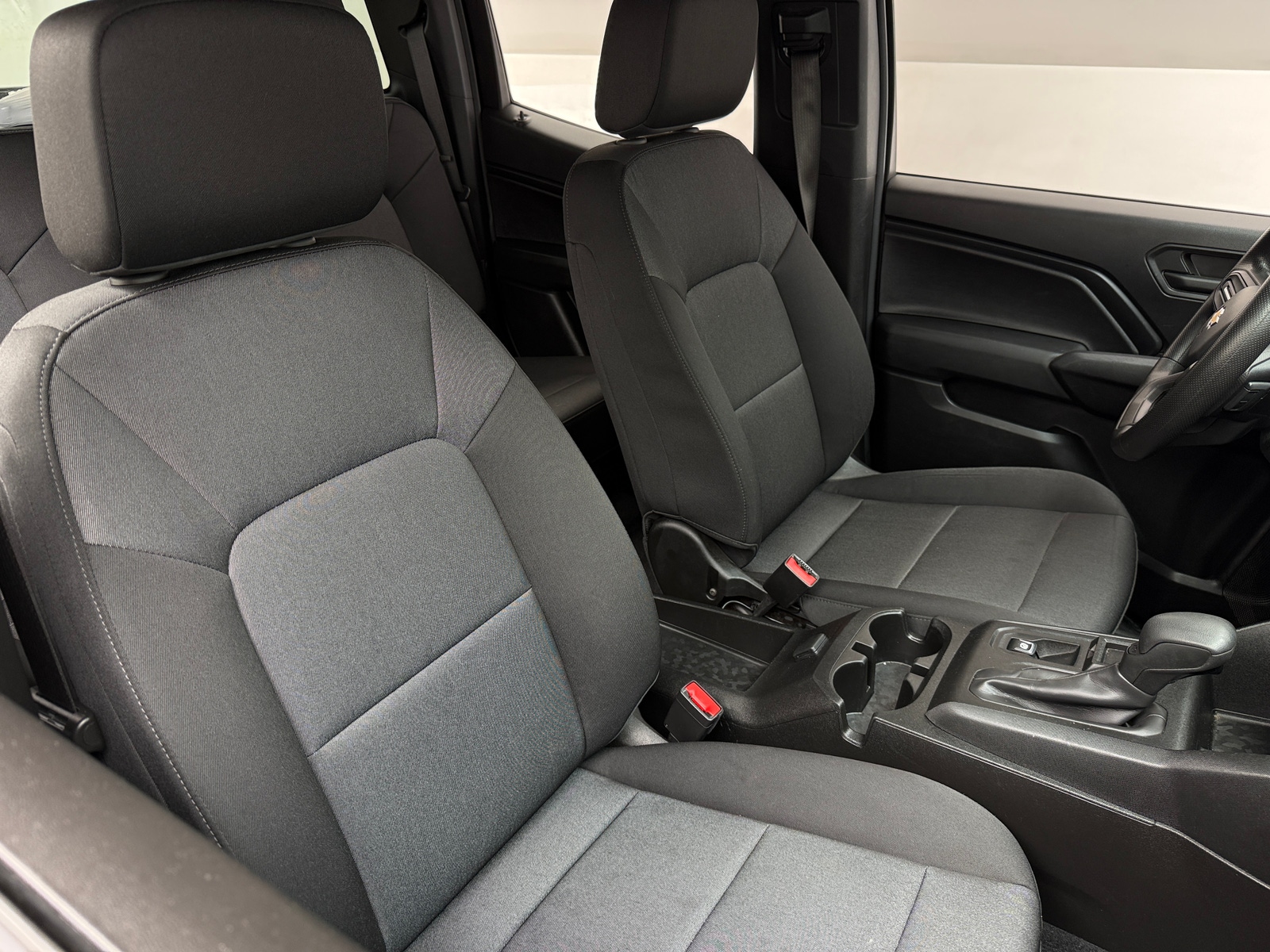 Thumbnail: 2024 Chevrolet Colorado - 2