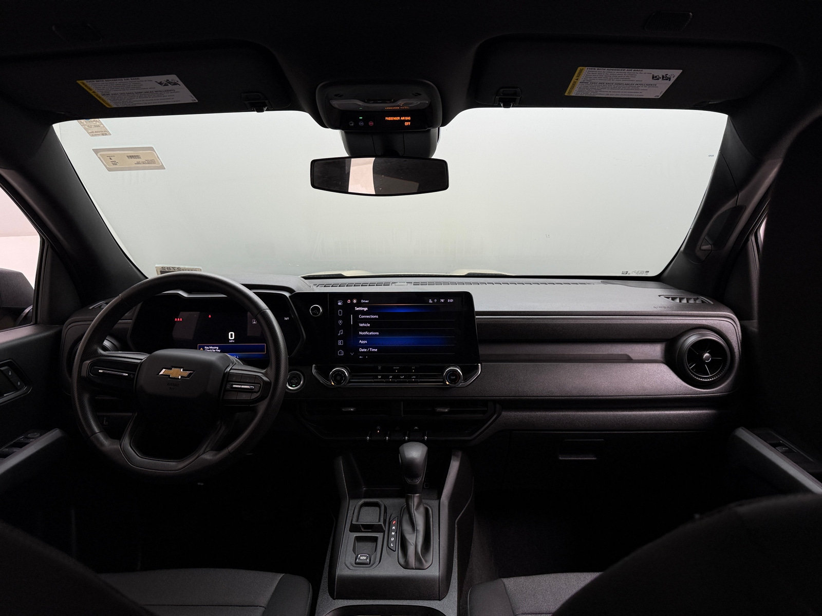 Thumbnail: 2024 Chevrolet Colorado - 3