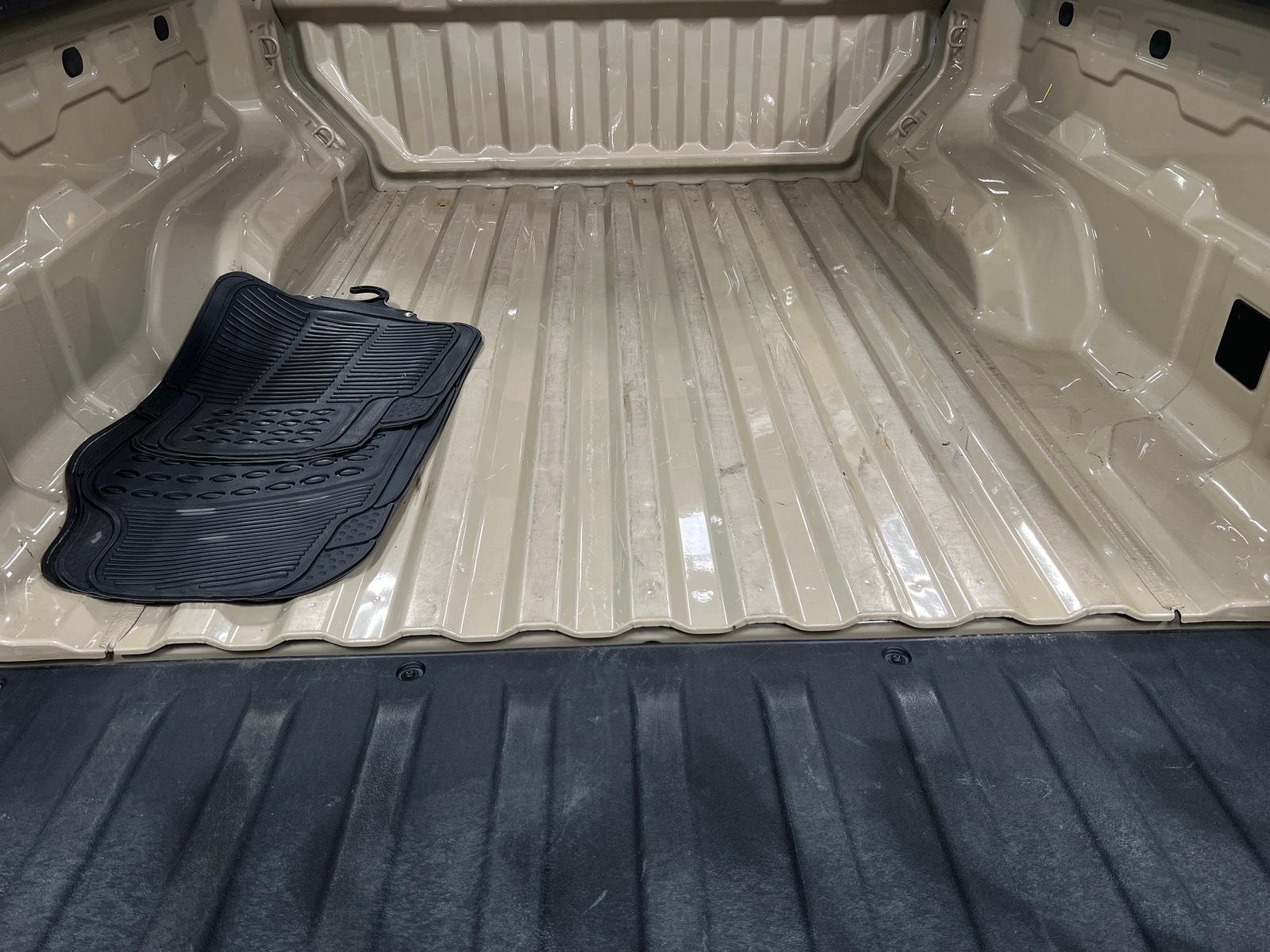 Thumbnail: 2024 Chevrolet Colorado - 7