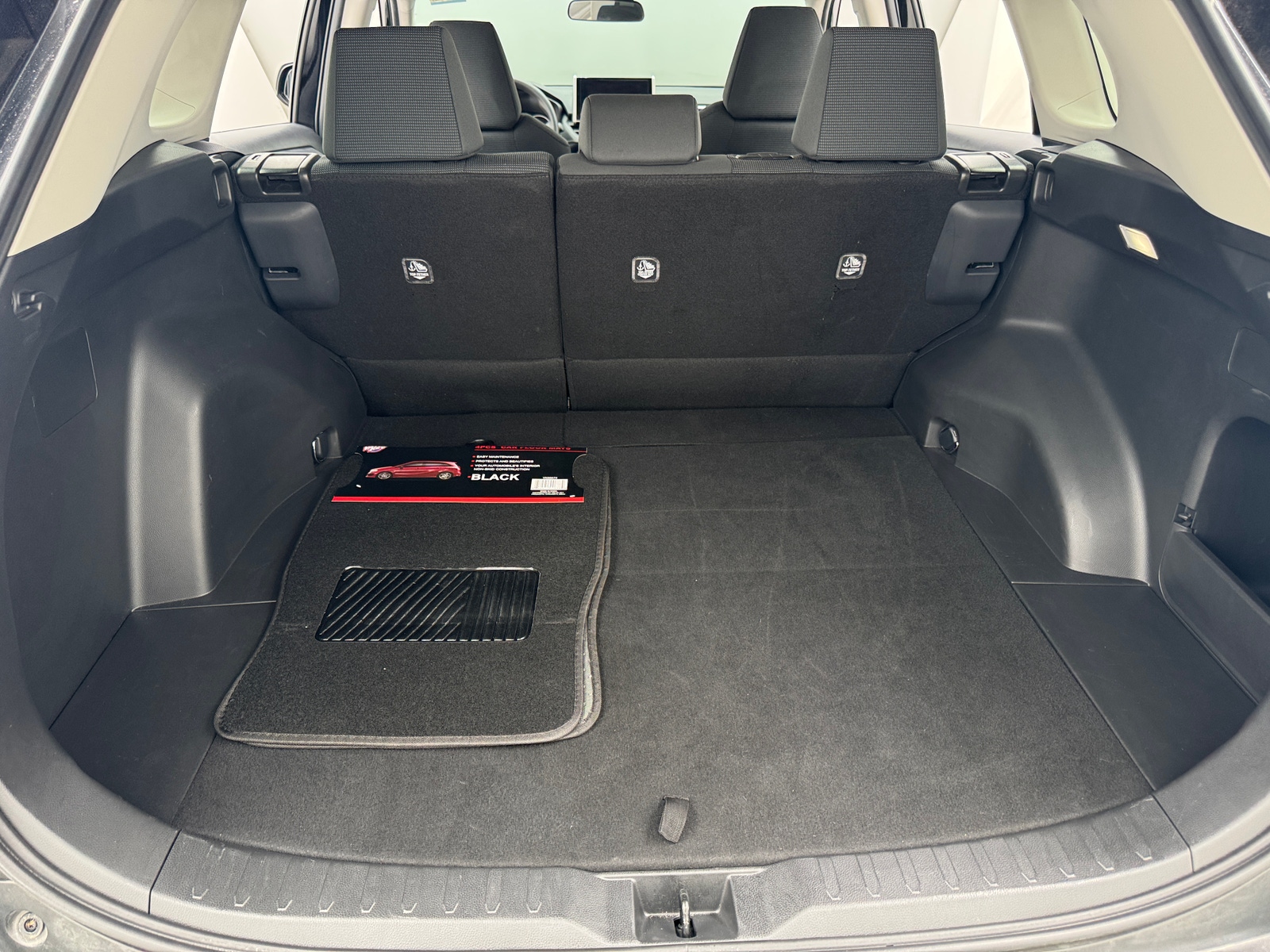 Thumbnail: 2025 Toyota RAV4 - 7