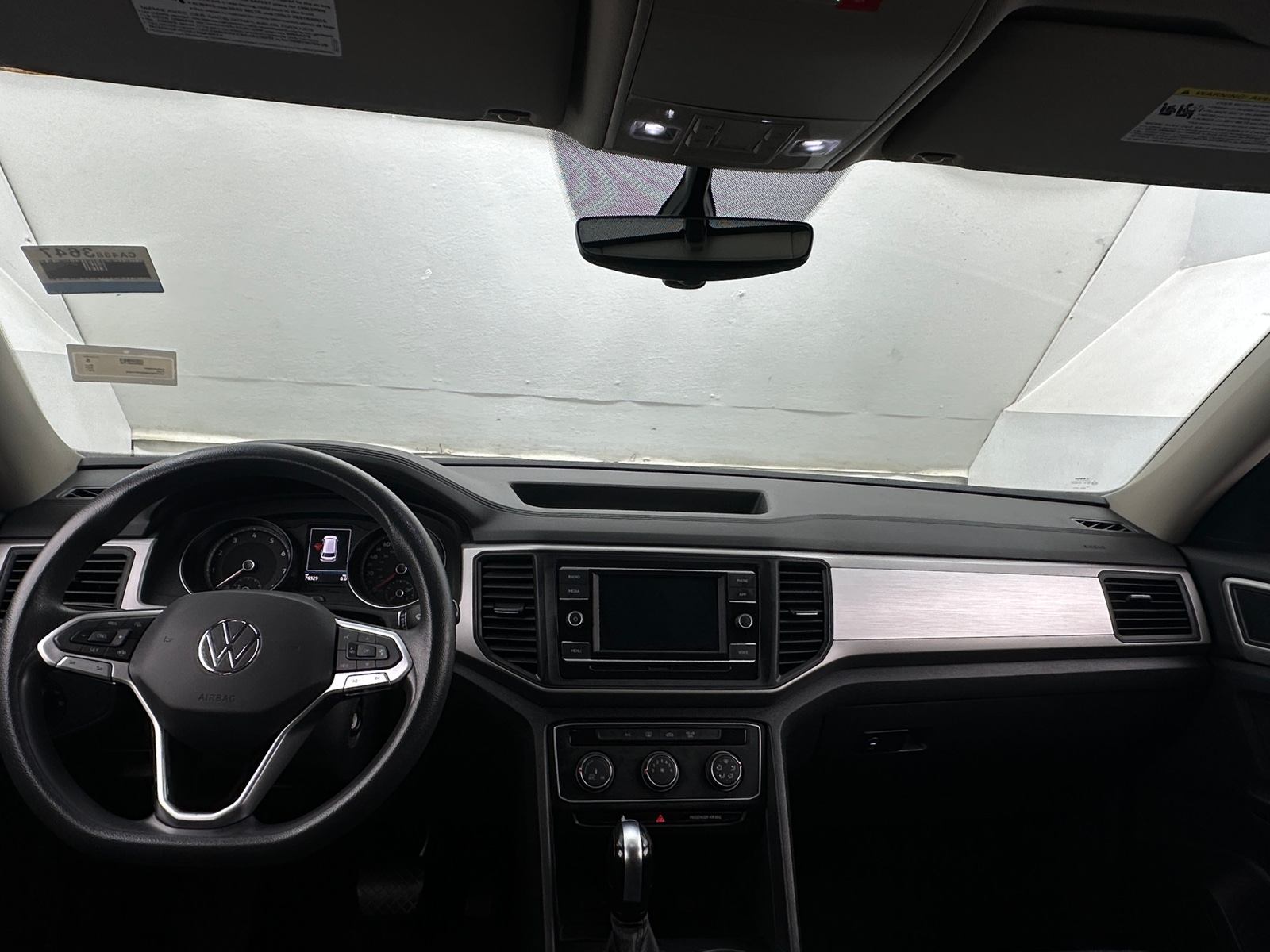Thumbnail: 2021 Volkswagen Atlas - 3