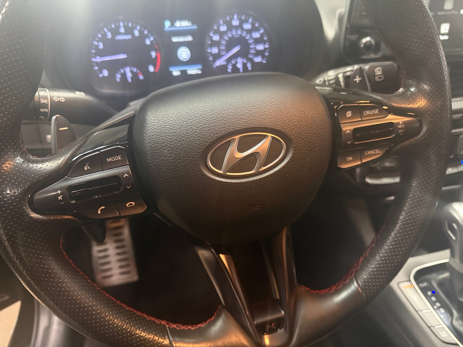 Thumbnail: 2020 Hyundai Elantra - 4