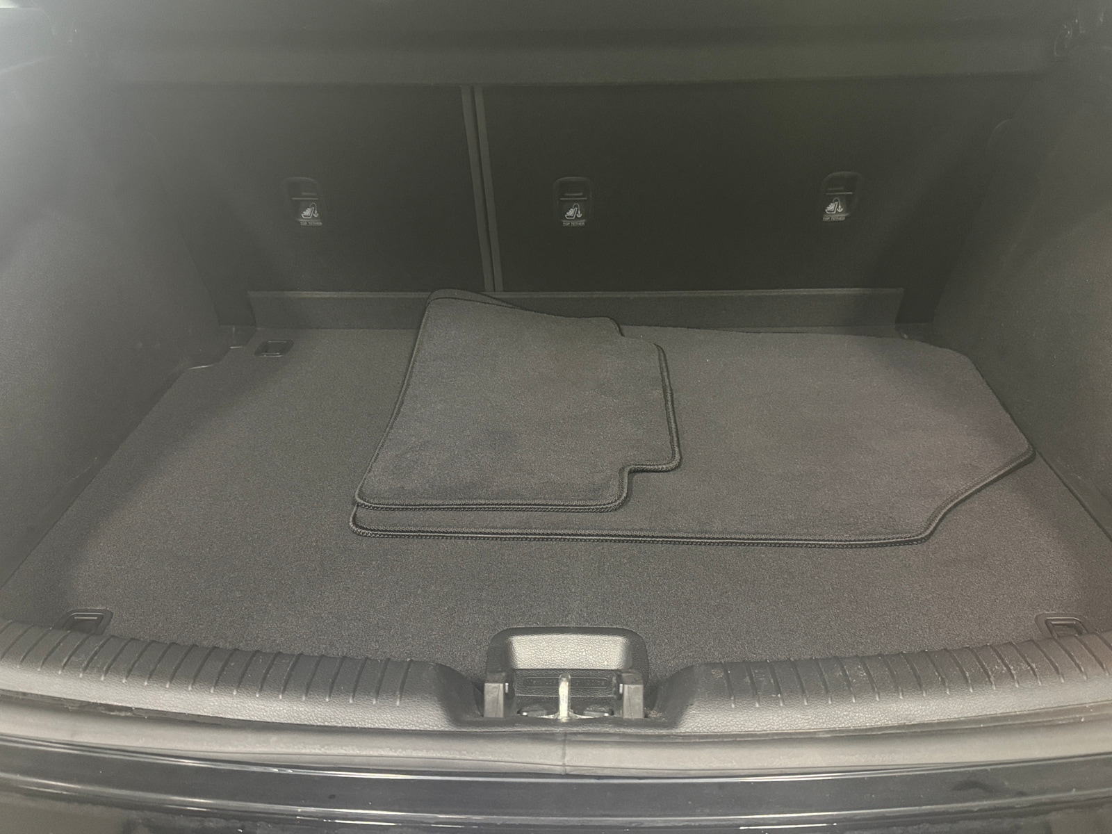 Thumbnail: 2020 Hyundai Elantra - 6