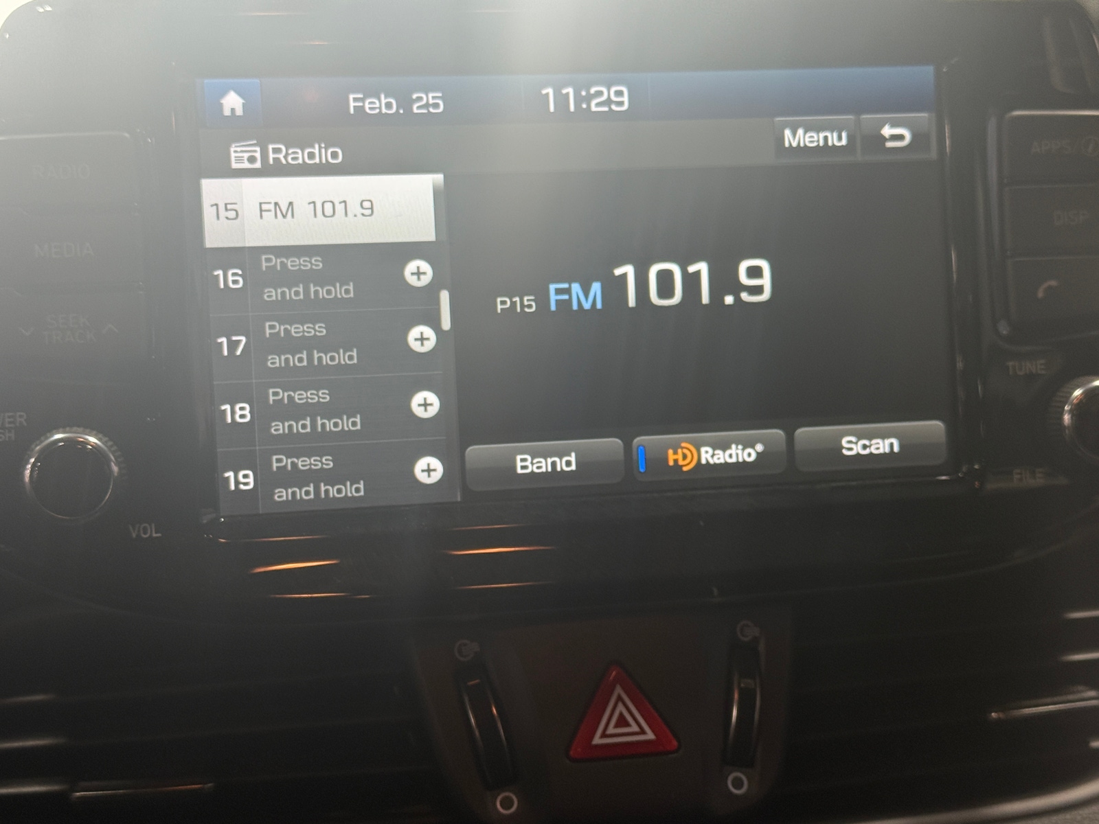 Thumbnail: 2020 Hyundai Elantra - 3