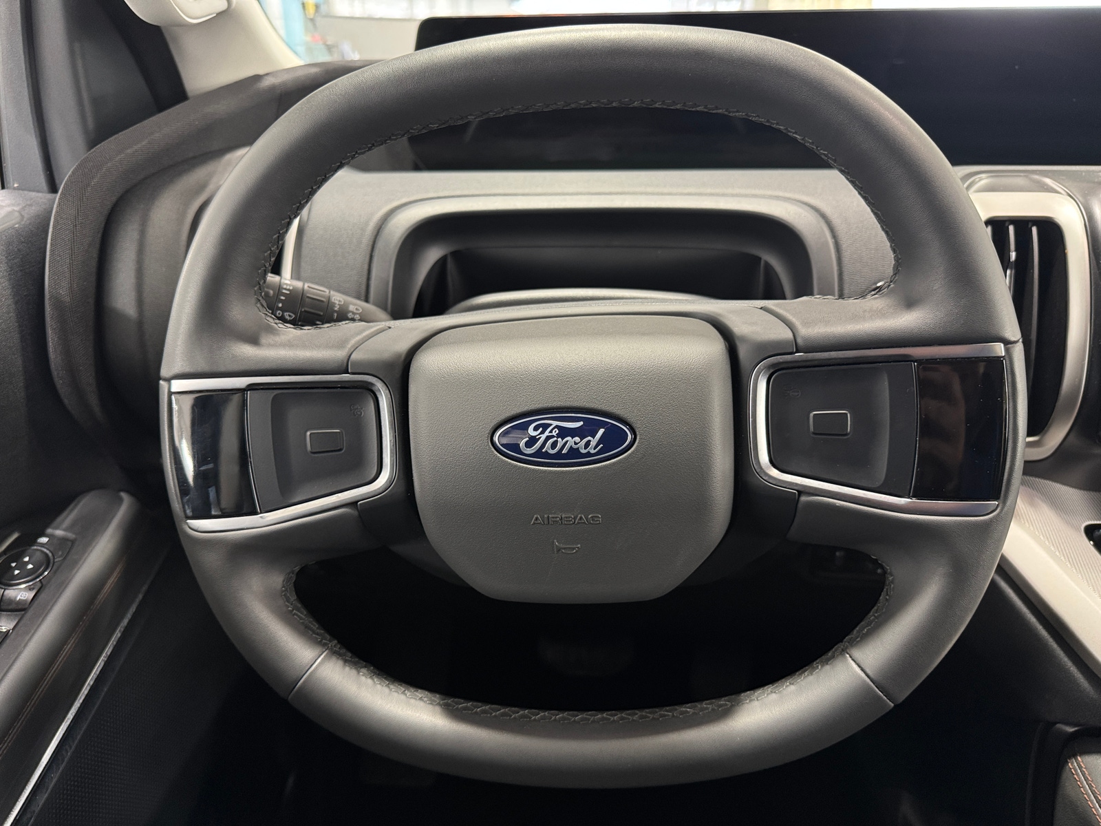 Thumbnail: 2025 Ford Expedition - 5